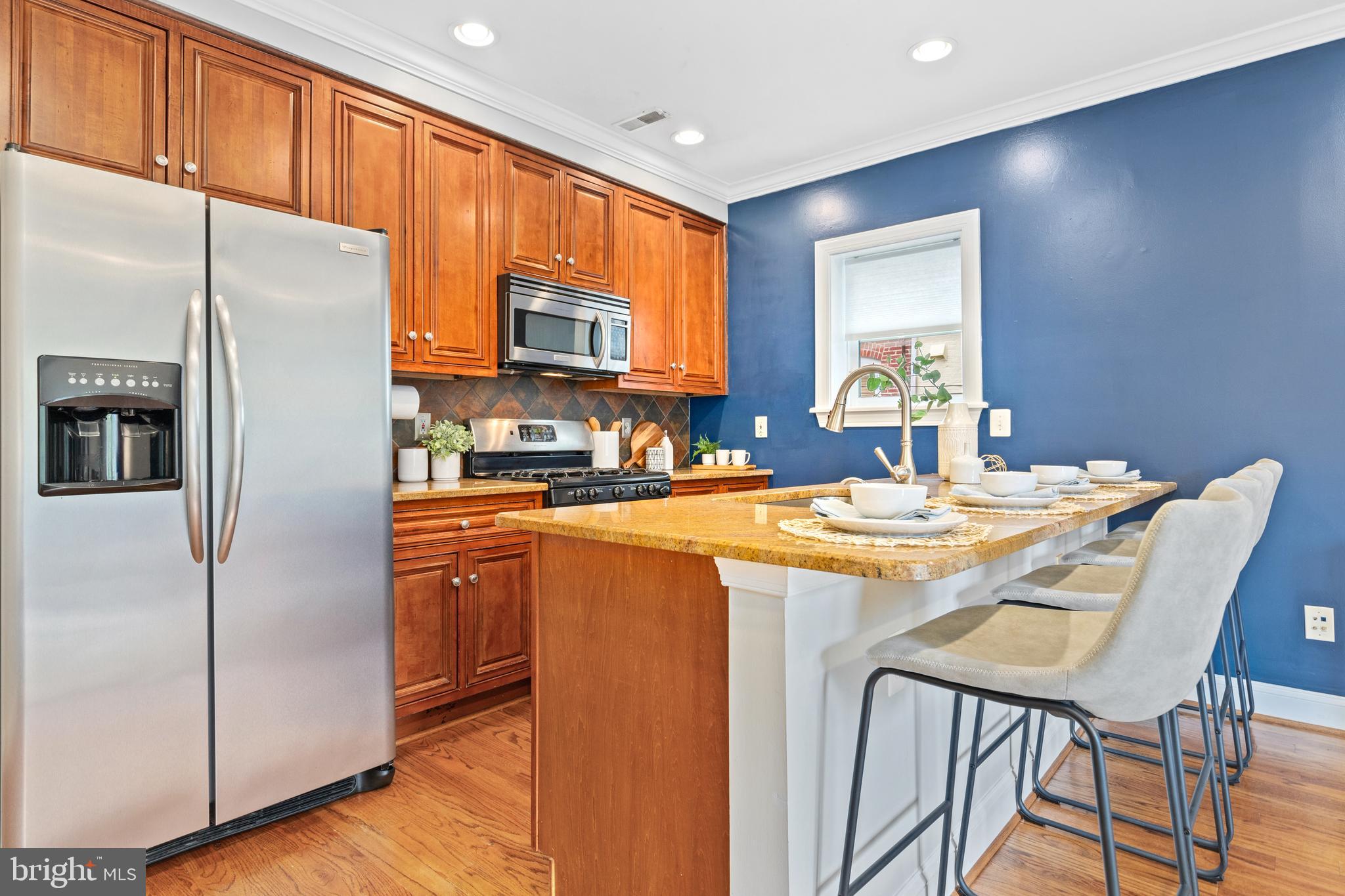 1116 C St NE #201