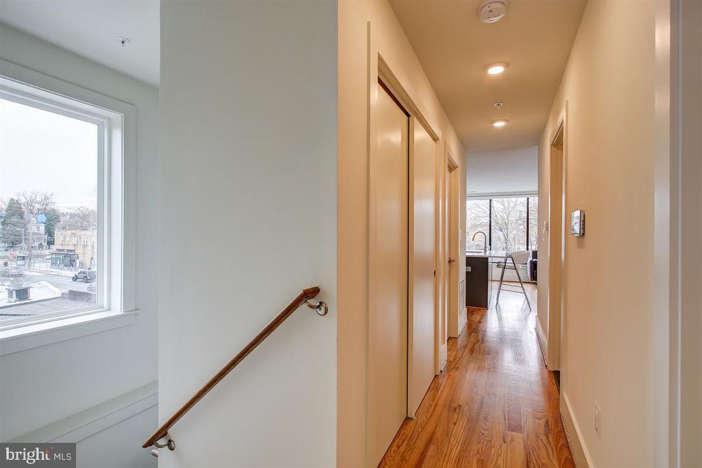 843 UPSHUR ST NW #301