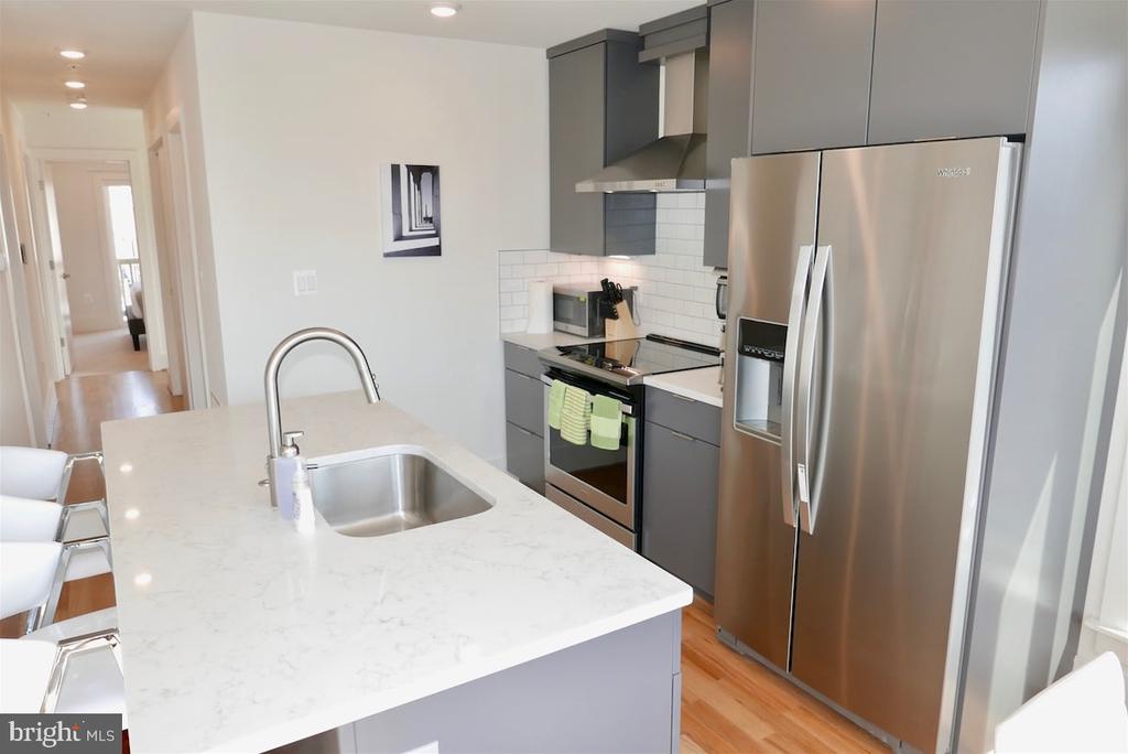 843 UPSHUR ST NW #301