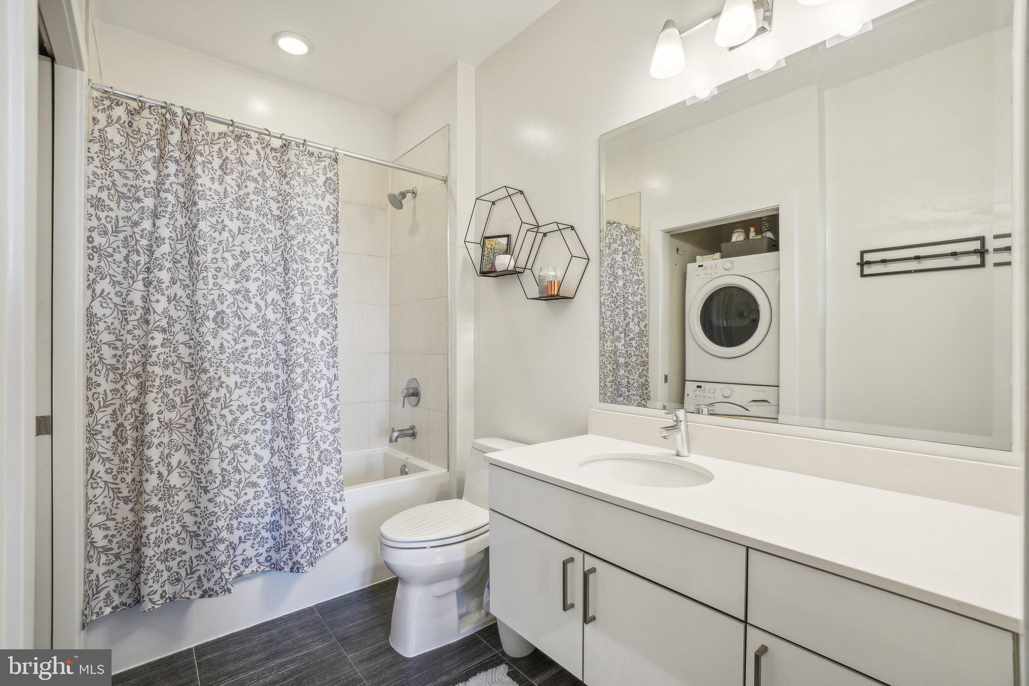 2920 GEORGIA AVE NW #401