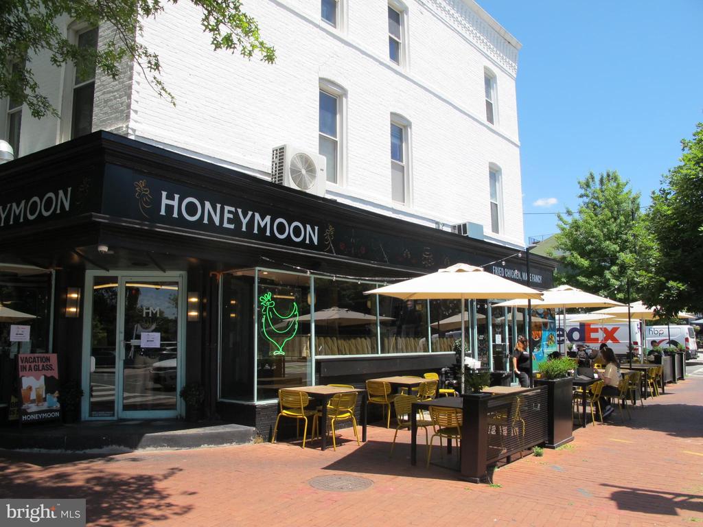 2920 GEORGIA AVE NW #401