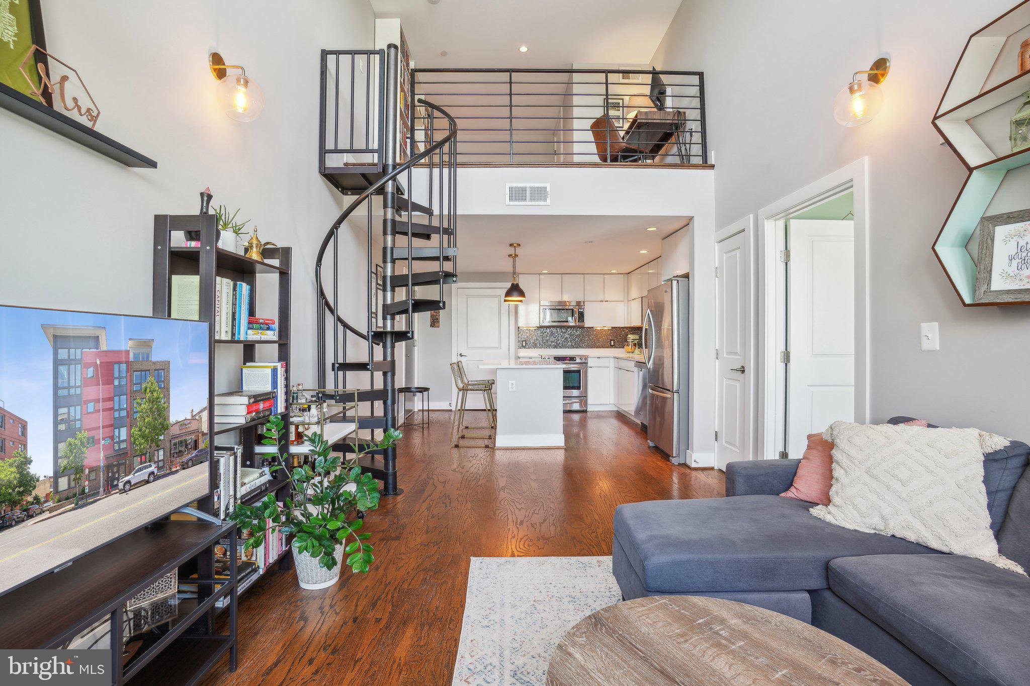2920 GEORGIA AVE NW #401