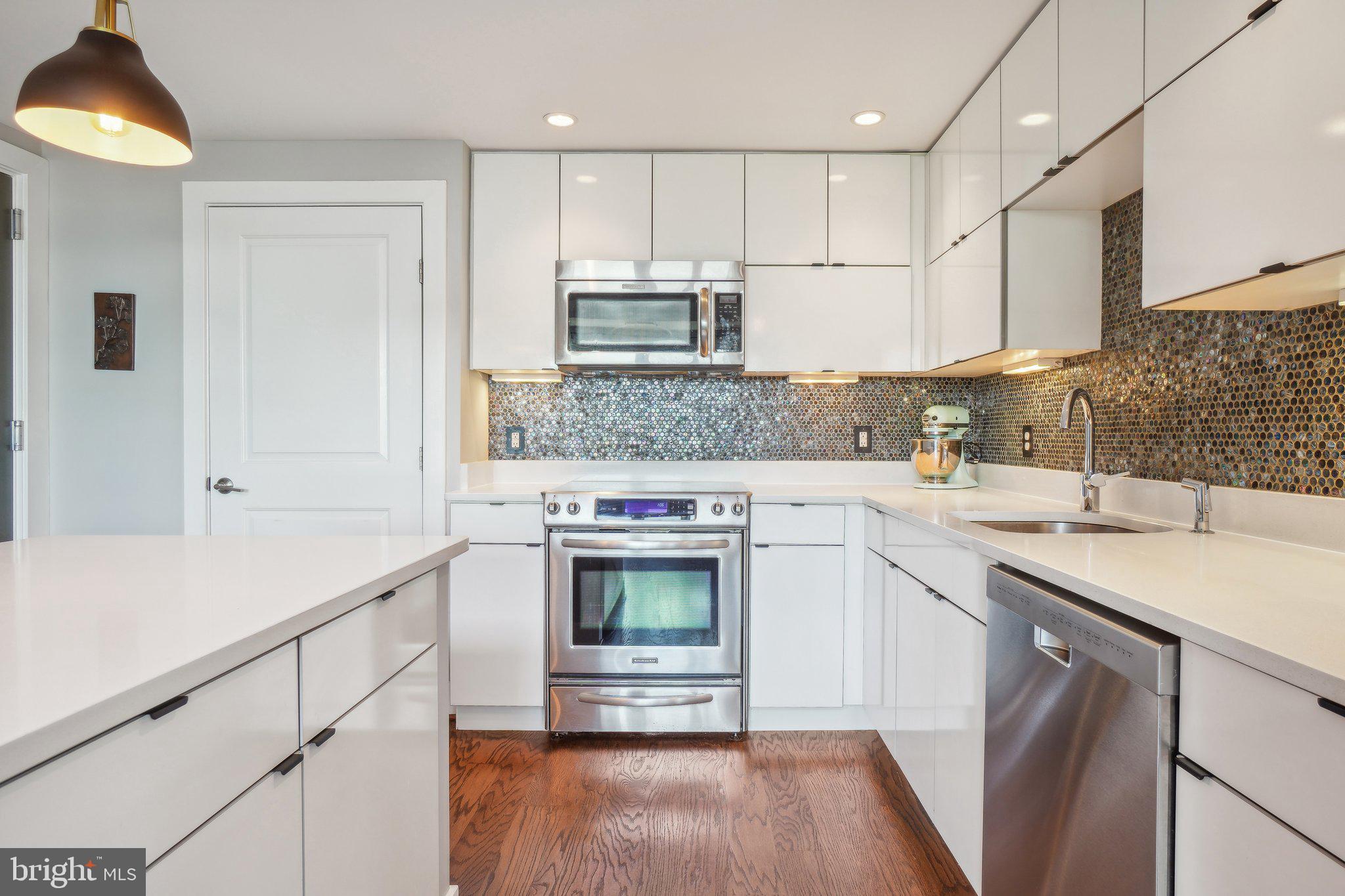 2920 GEORGIA AVE NW #401