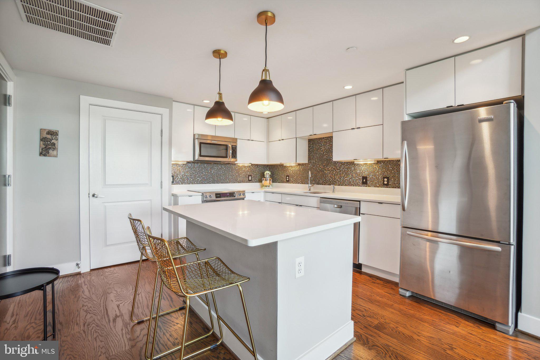 2920 GEORGIA AVE NW #401