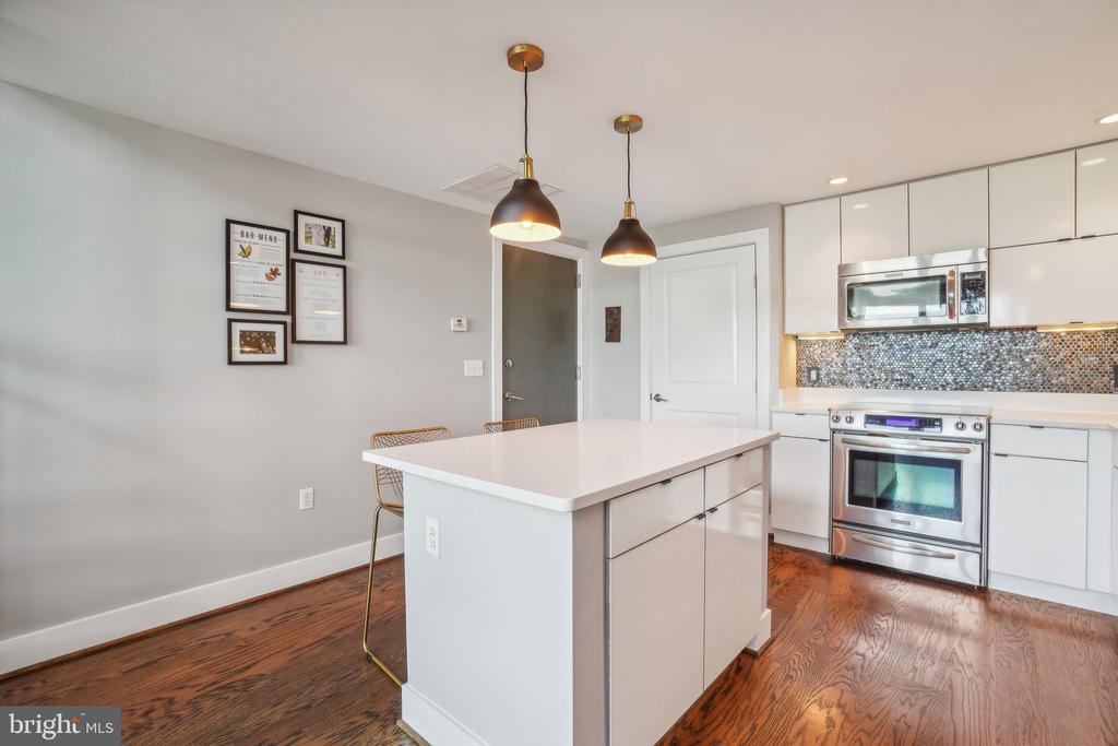 2920 GEORGIA AVE NW #401