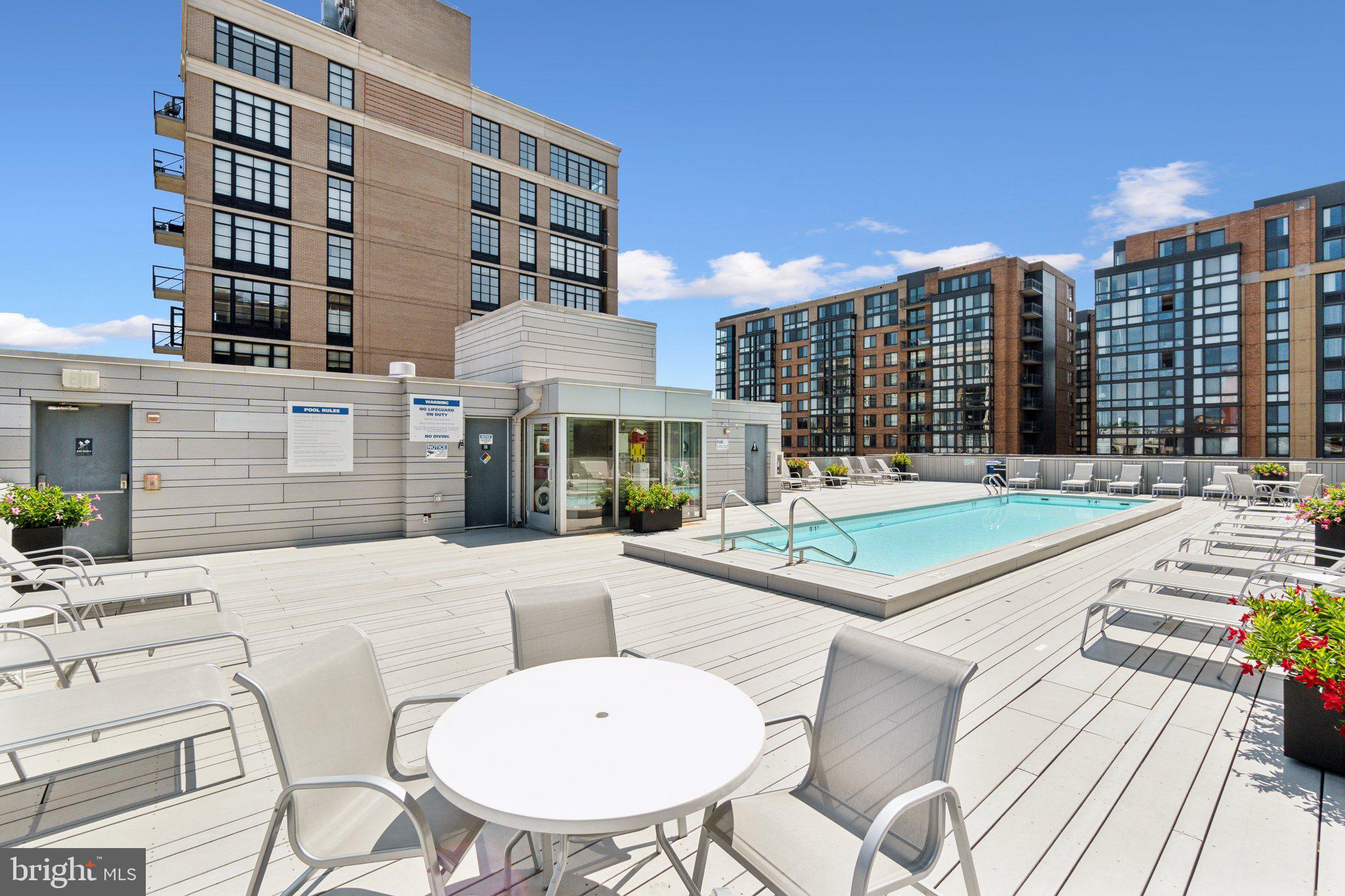 437 New York Ave NW #704