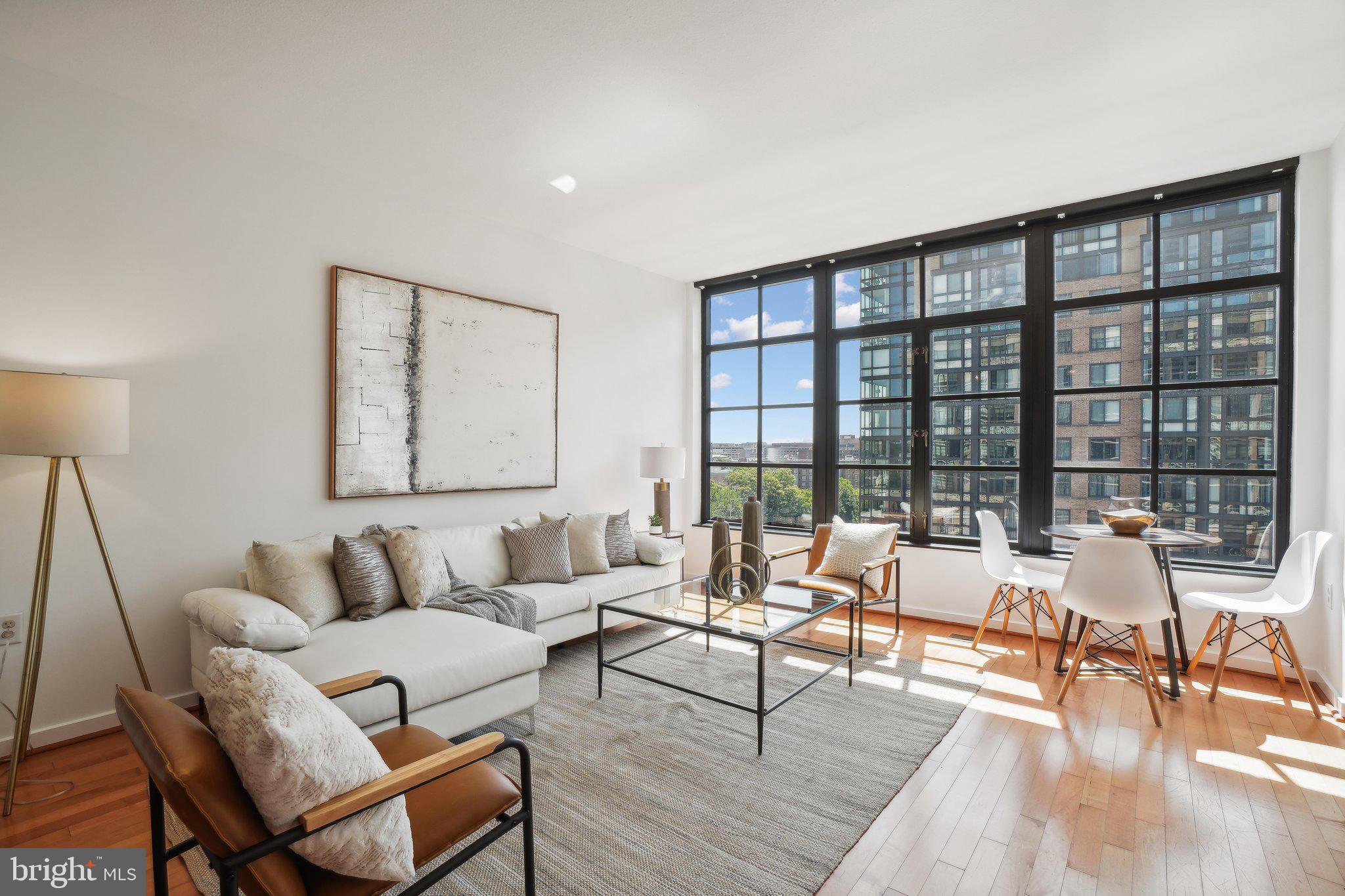 437 New York Ave NW #704