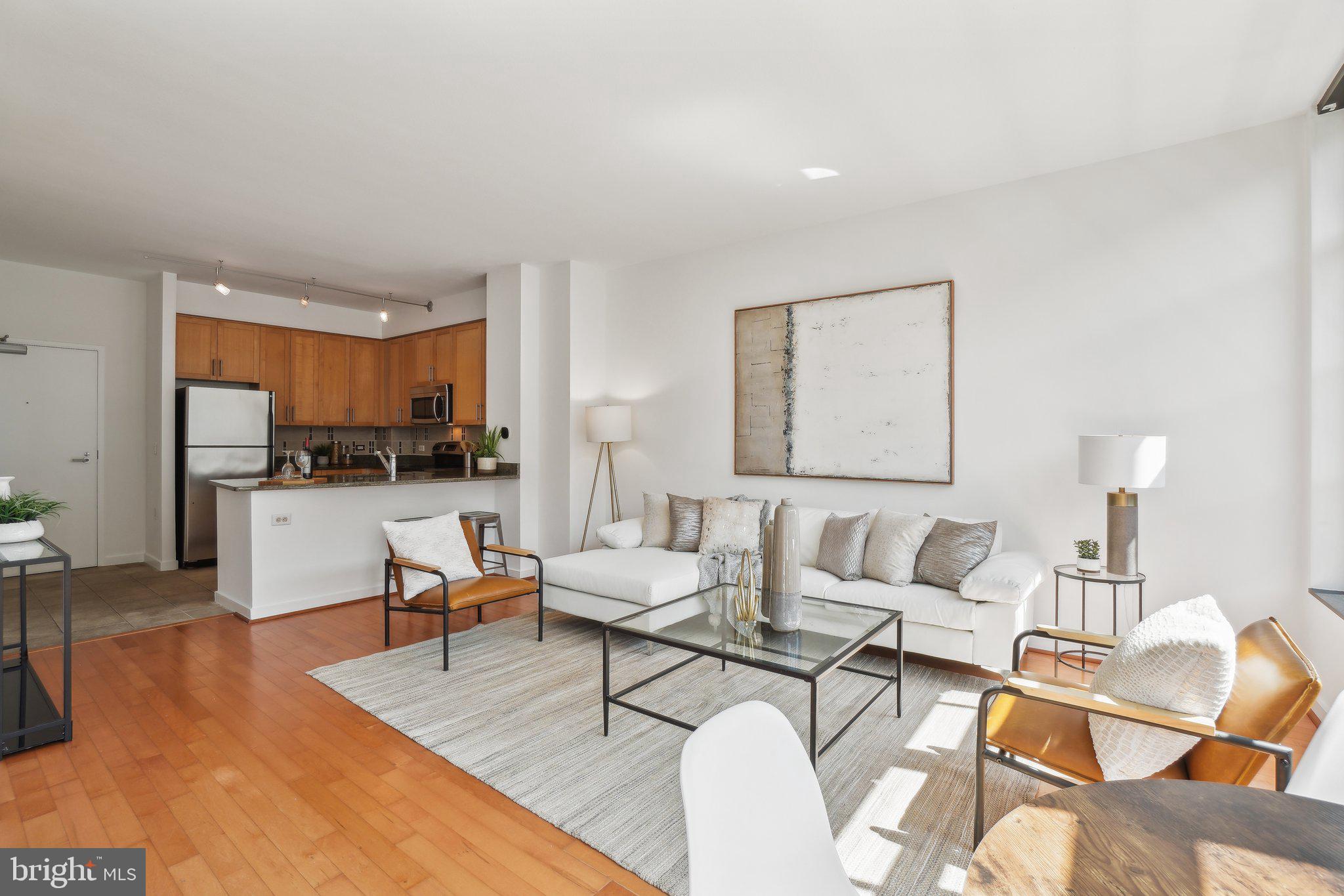 437 New York Ave NW #704