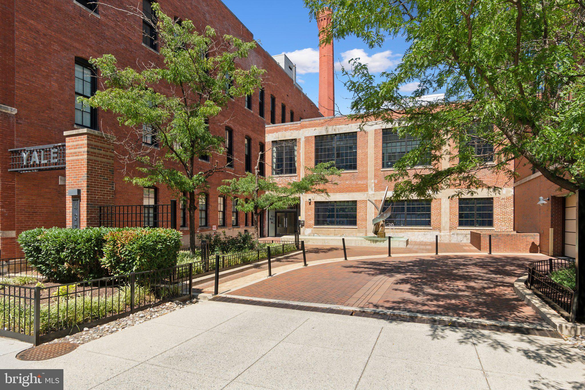 437 New York Ave NW #704