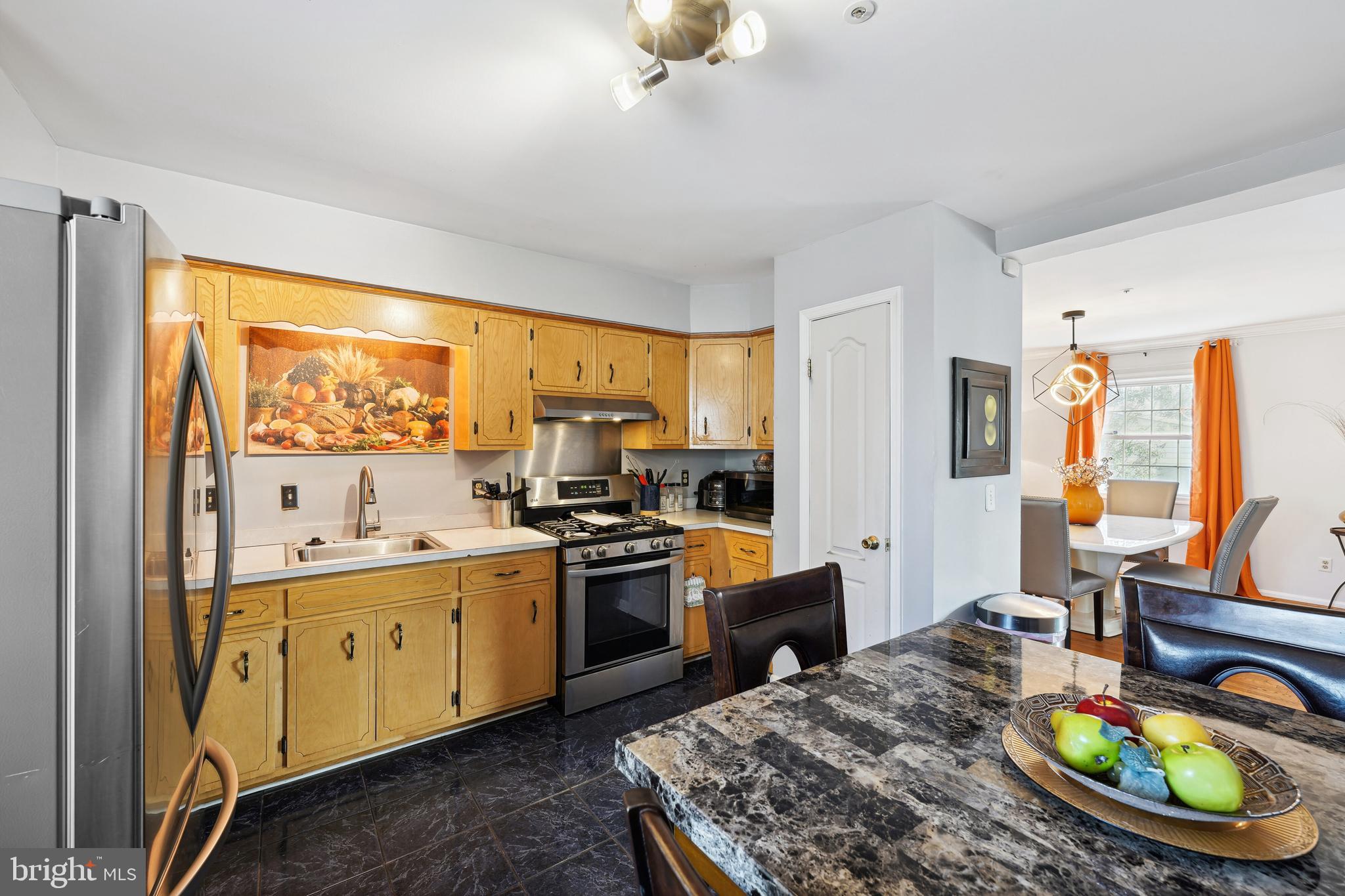 4750 6th Pl NE