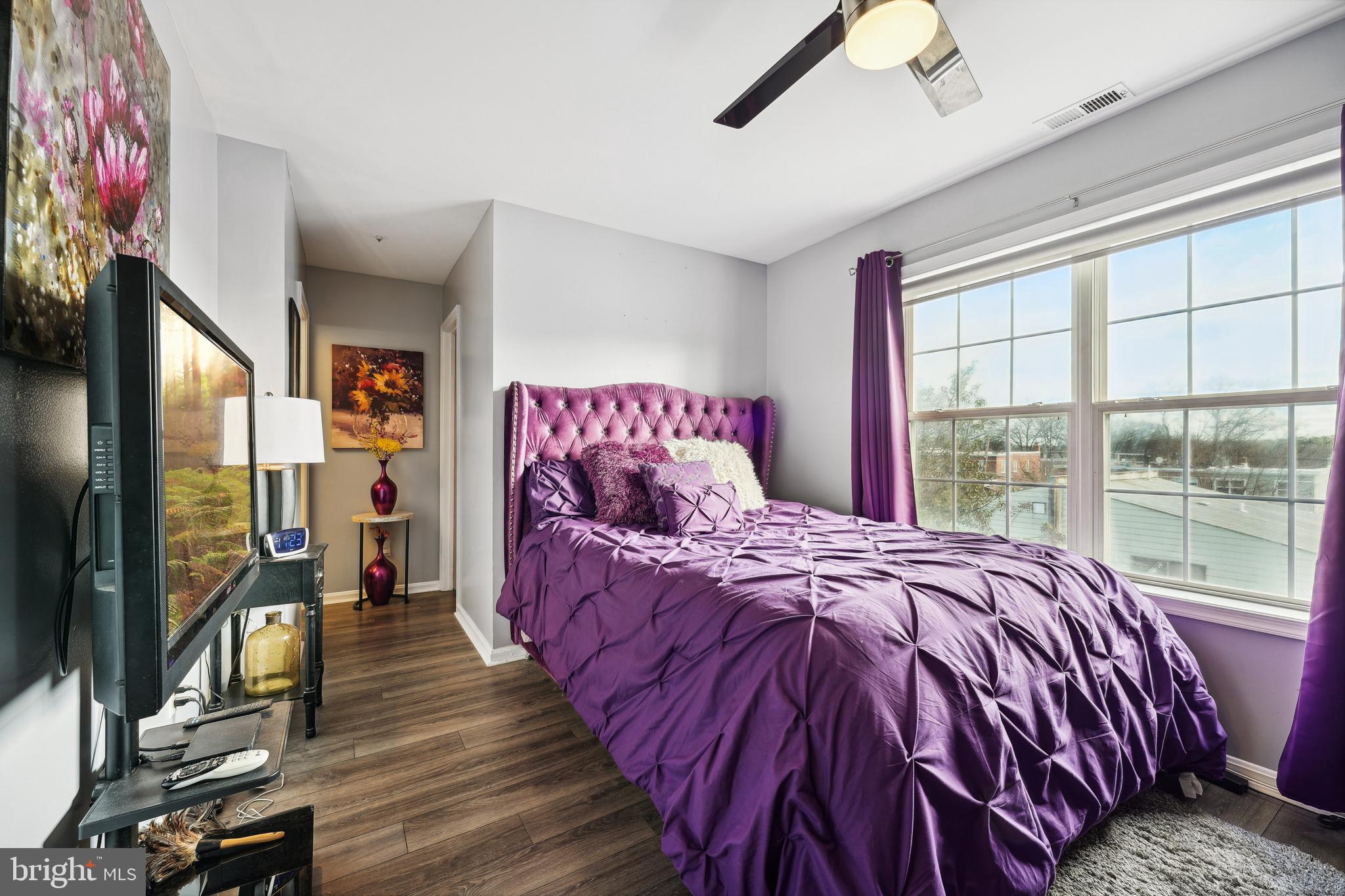 4750 6th Pl NE