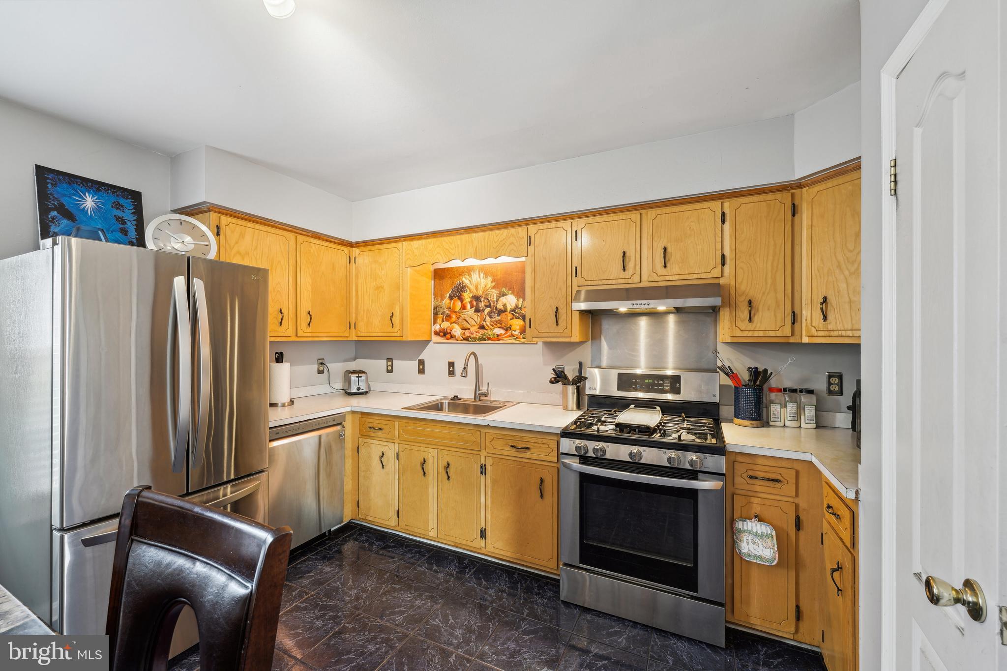 4750 6th Pl NE