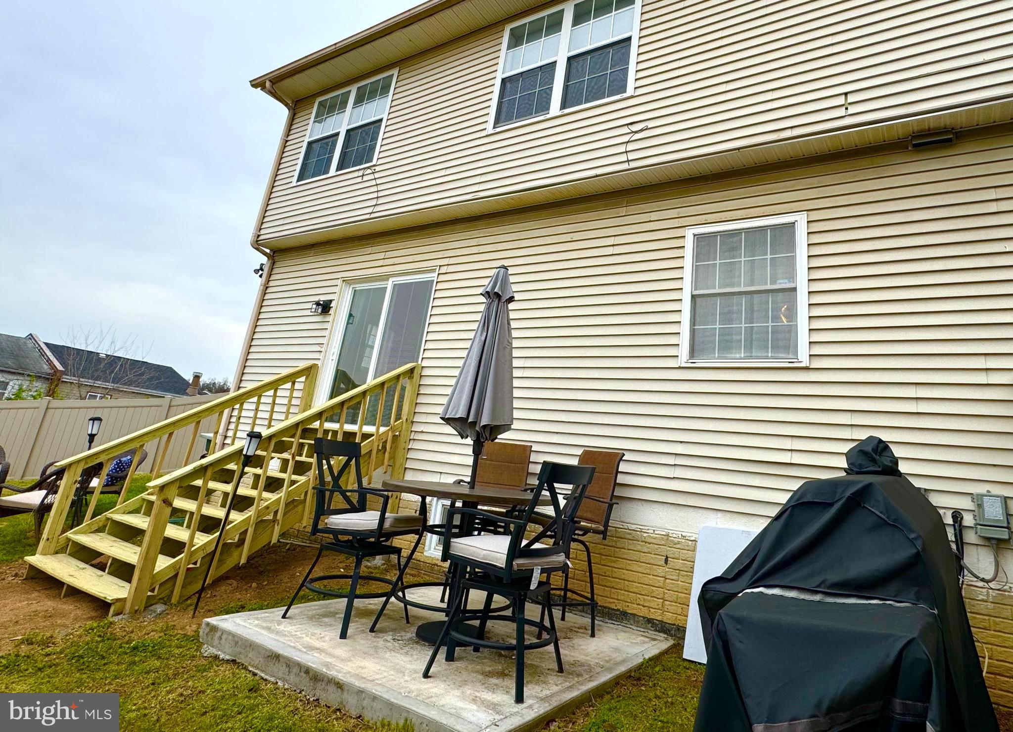 4750 6th Pl NE