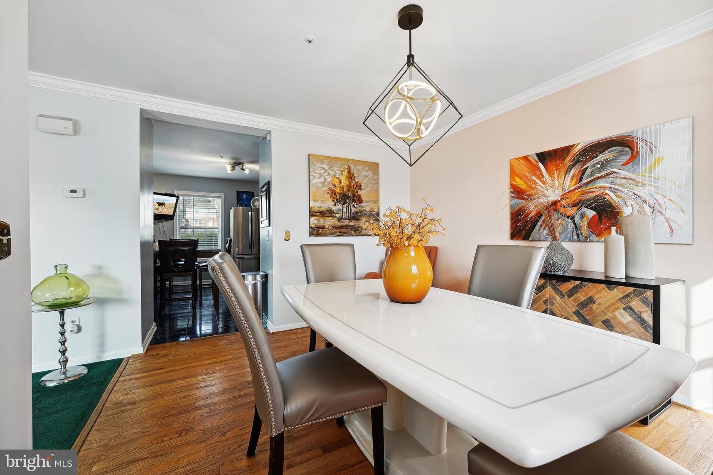 4750 6th Pl NE
