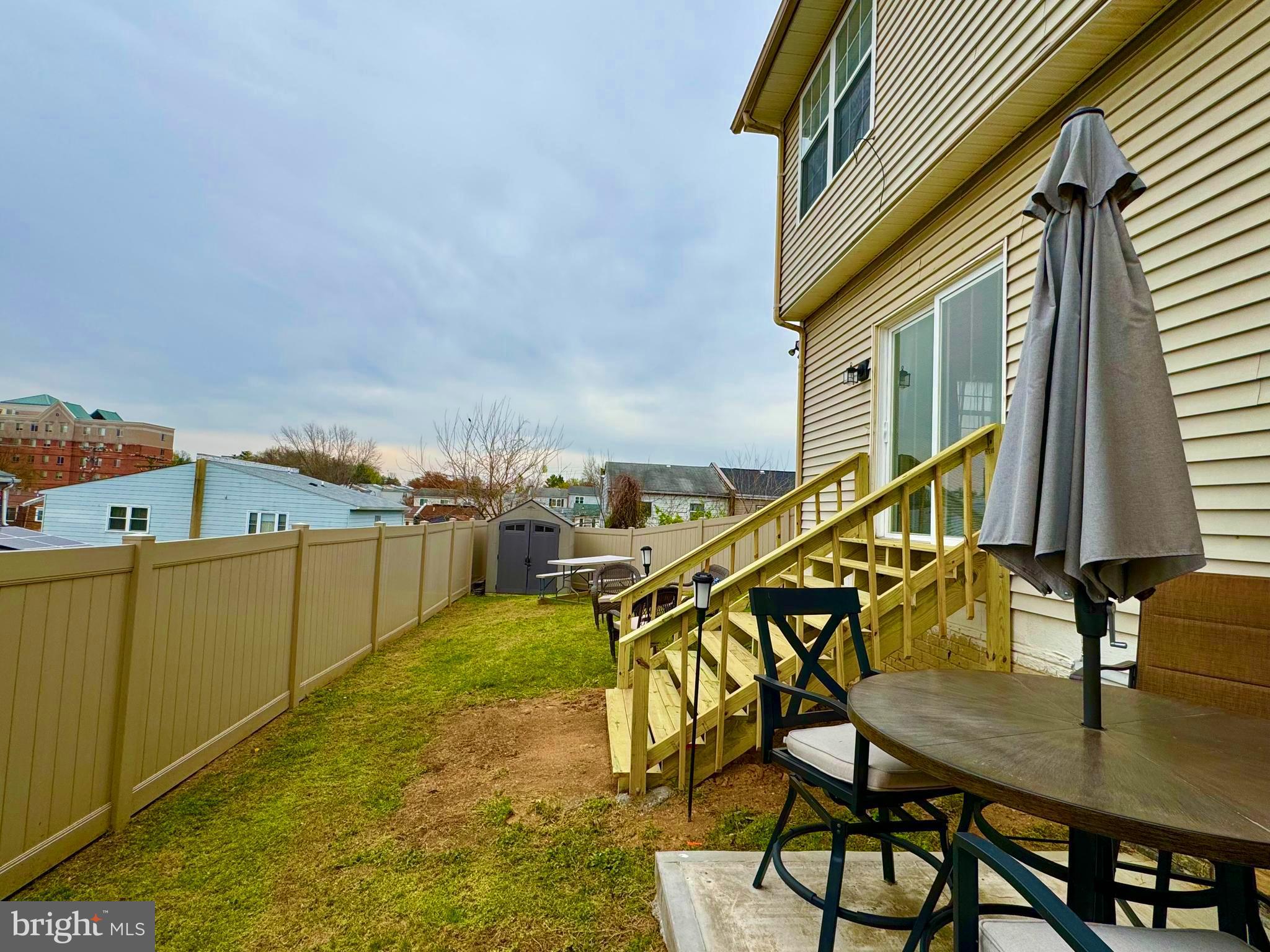 4750 6th Pl NE