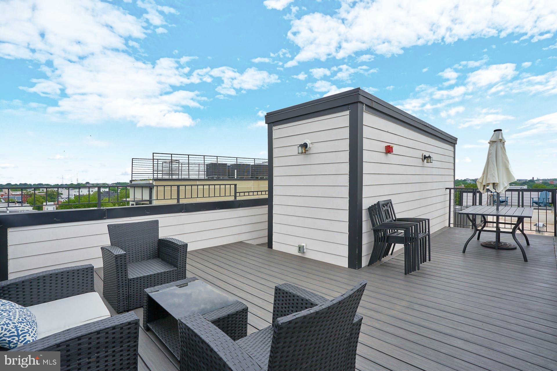 1206 Longfellow St NW #4