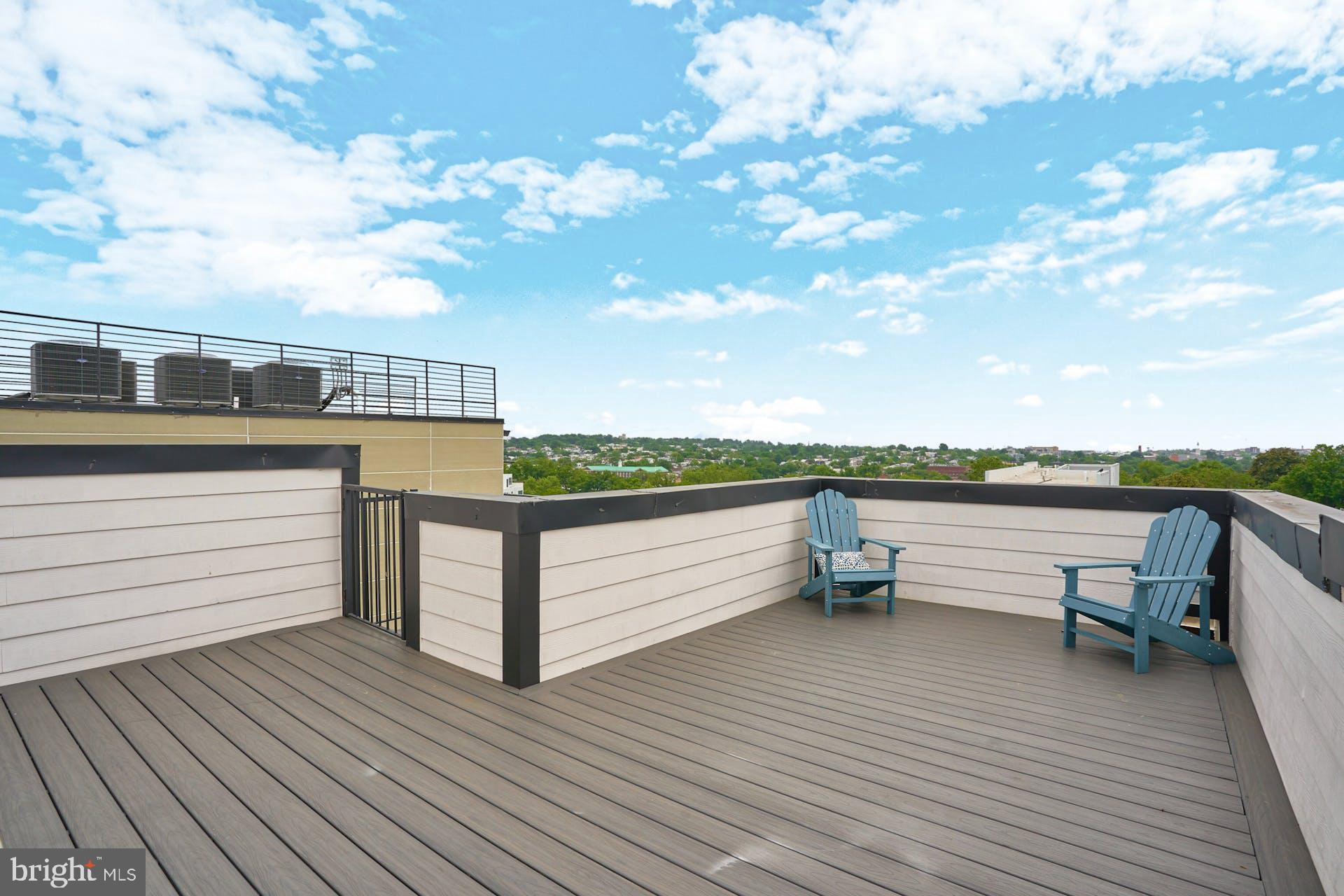 1206 Longfellow St NW #4