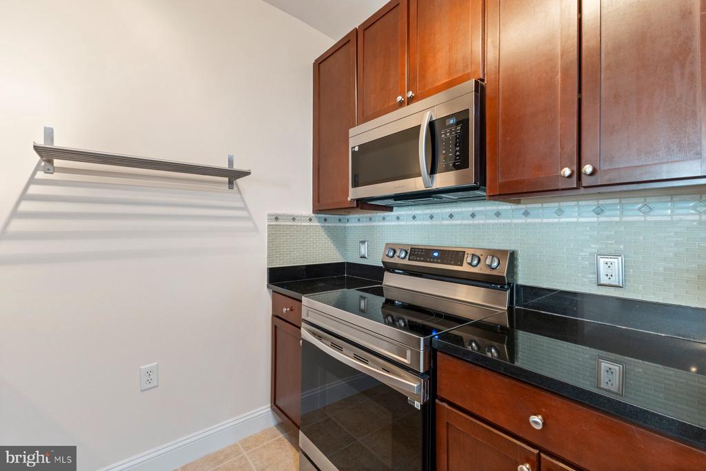1391 Pennsylvania Ave SE #422