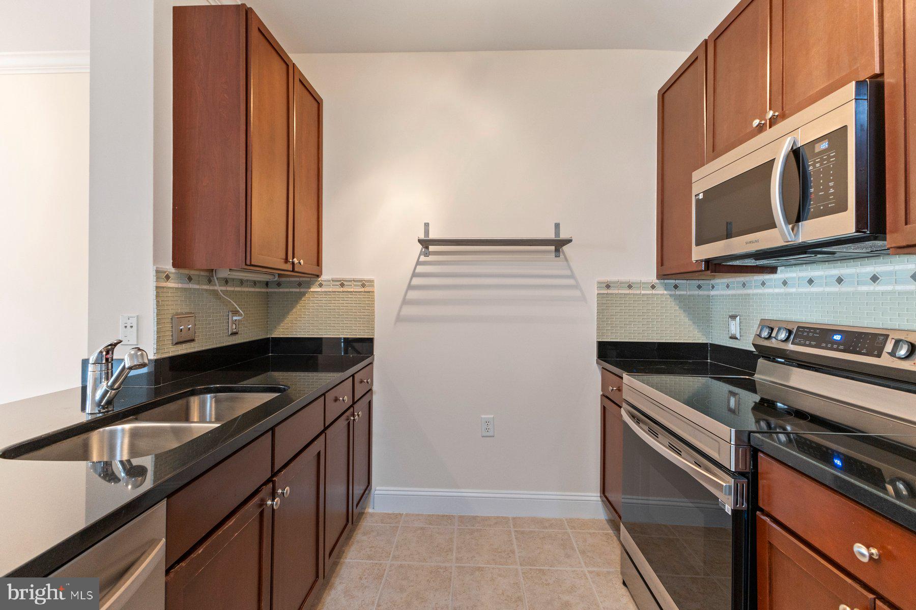 1391 Pennsylvania Ave SE #422