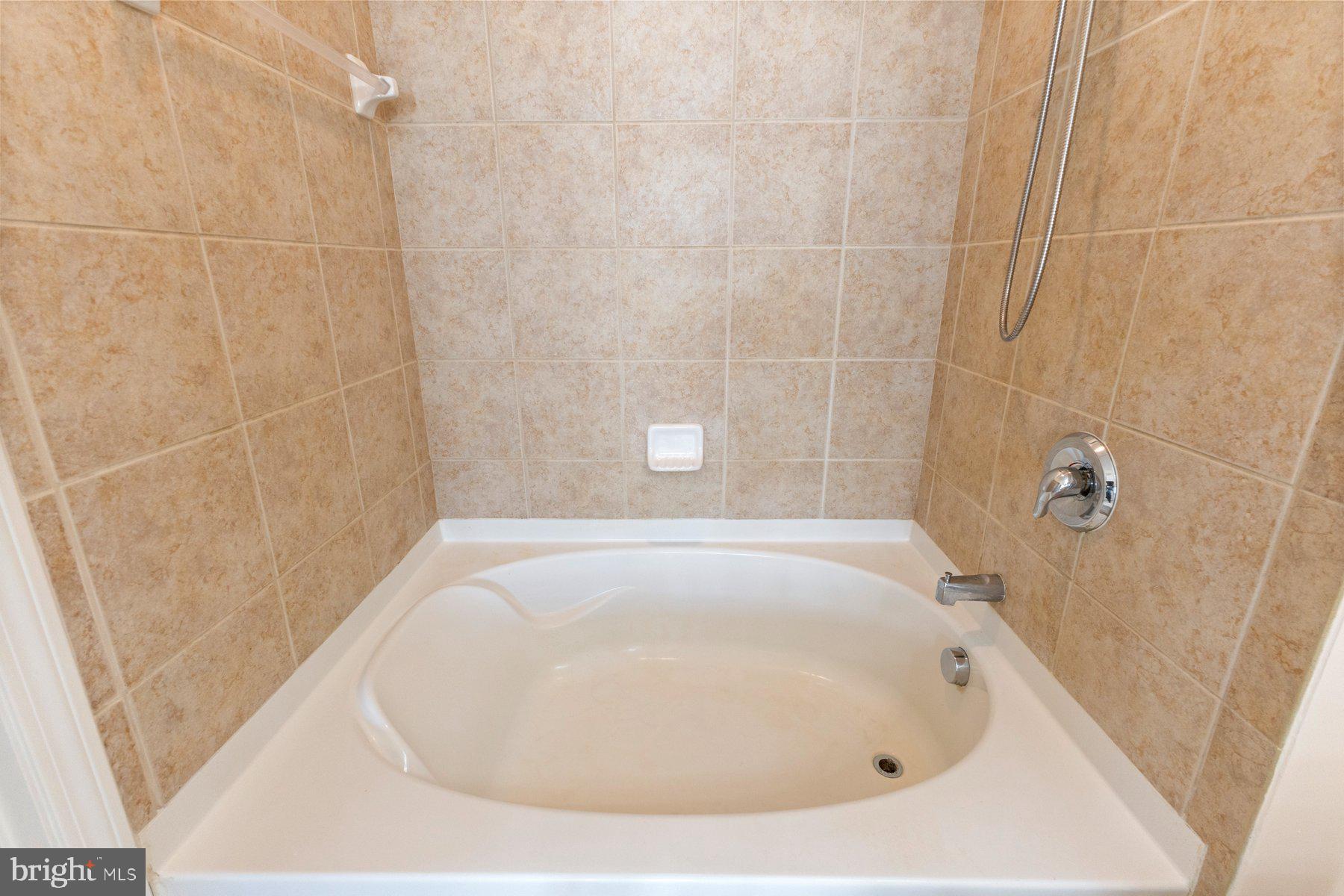 1391 Pennsylvania Ave SE #422
