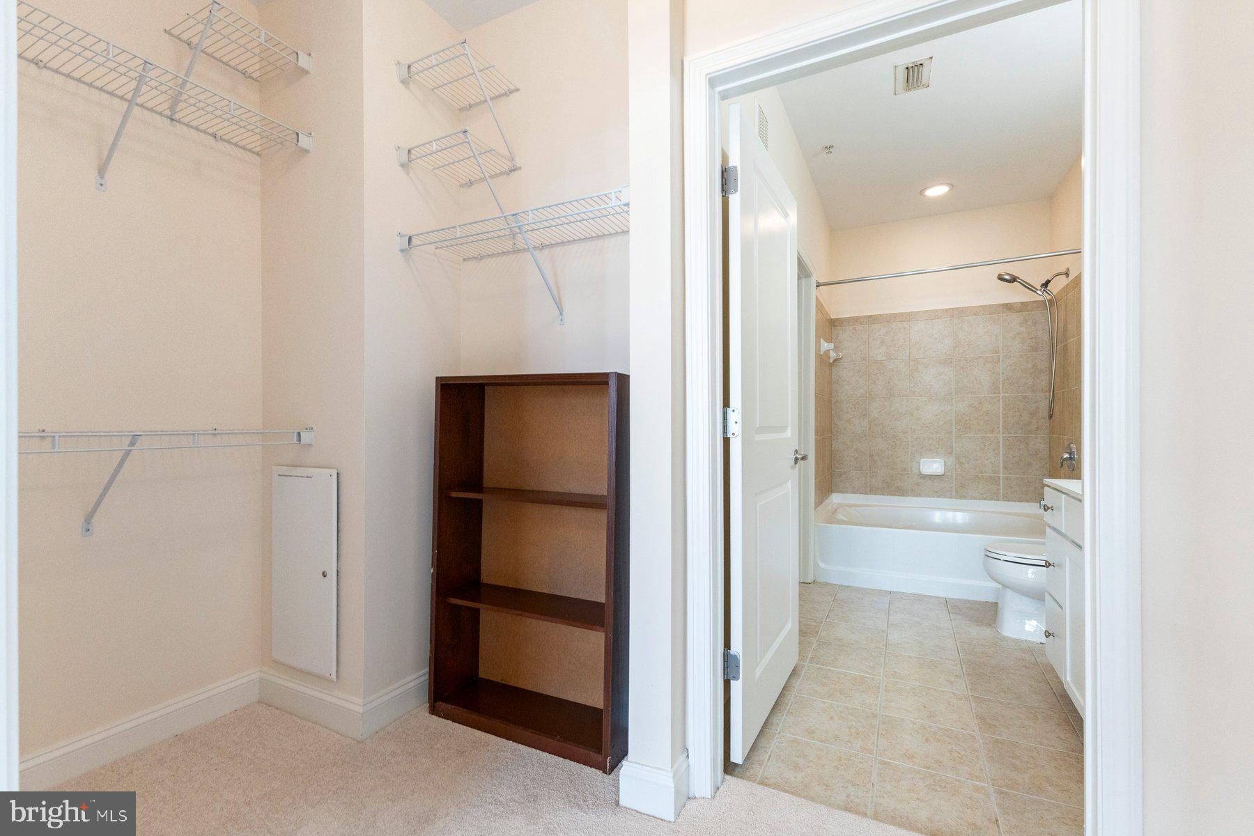 1391 Pennsylvania Ave SE #422