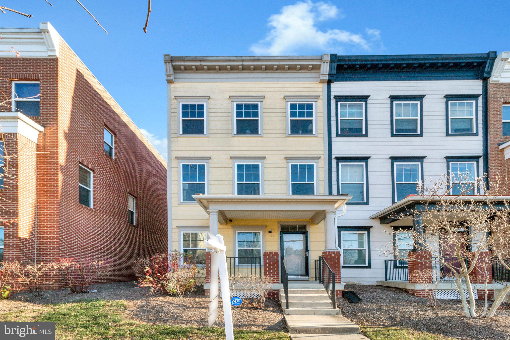 713 Anacostia Ave NE