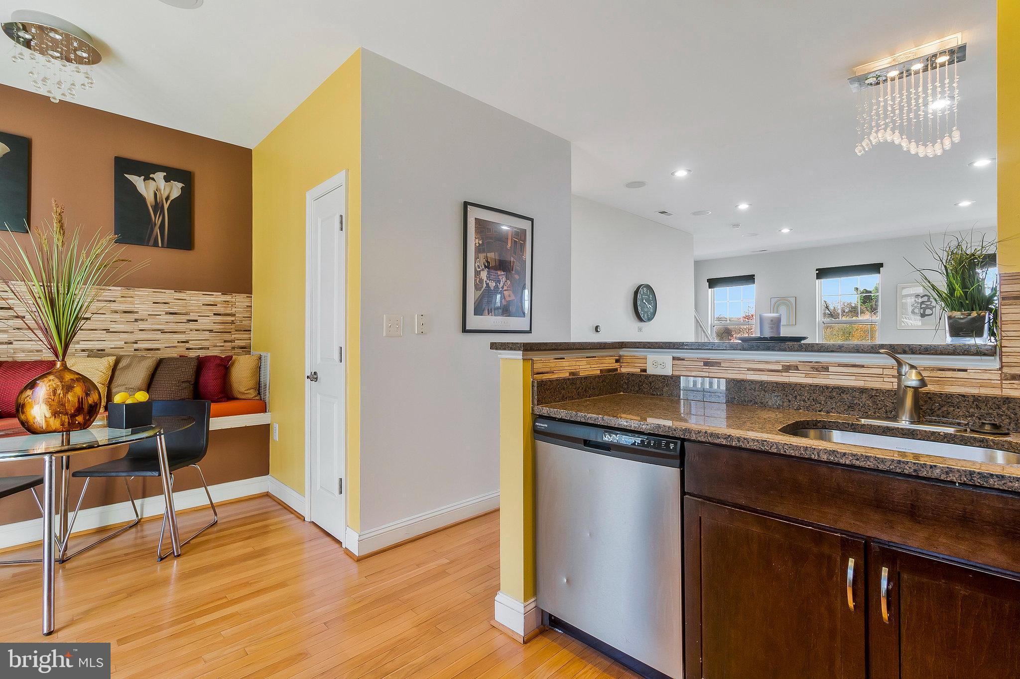 713 Anacostia Ave NE