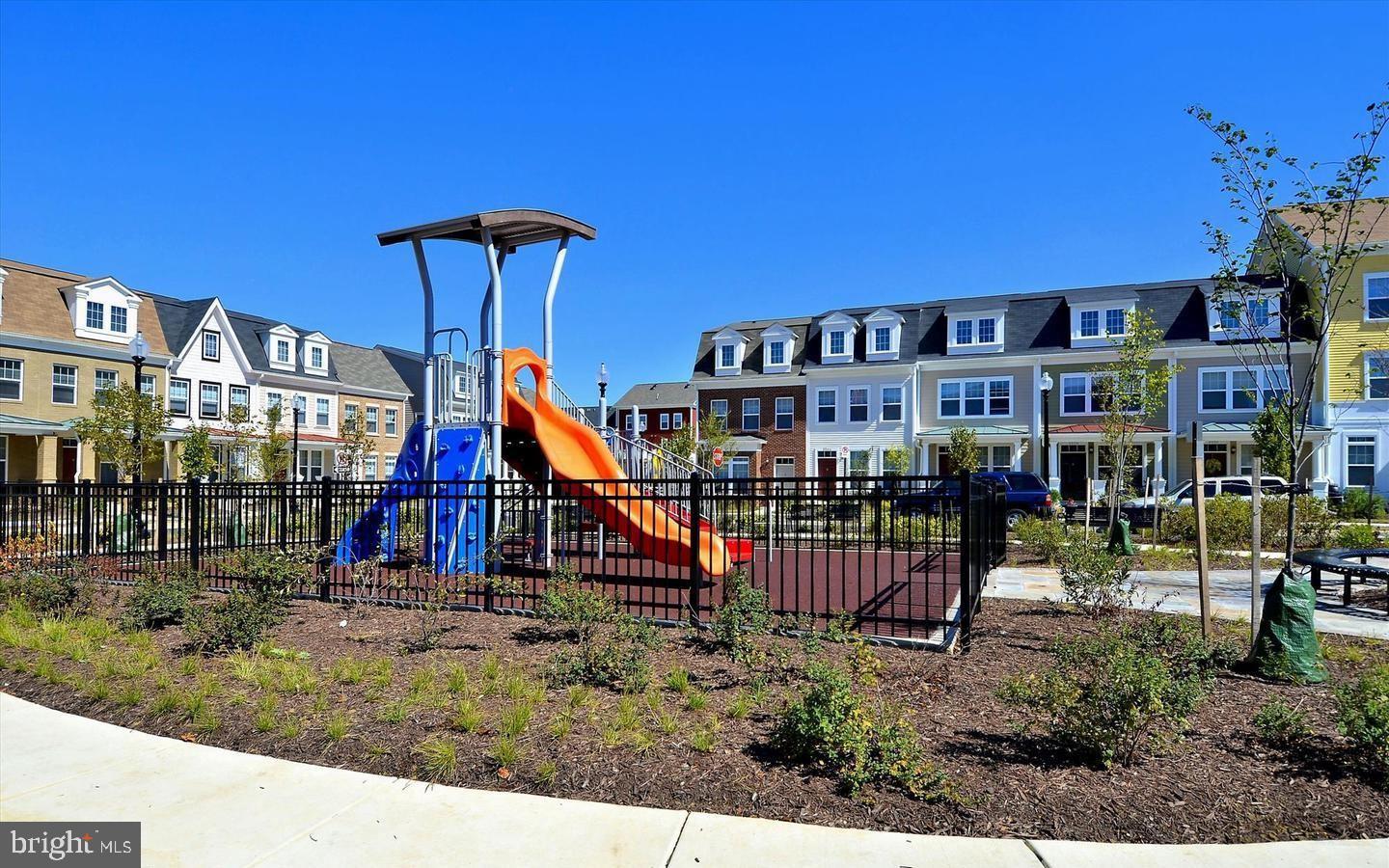 713 Anacostia Ave NE