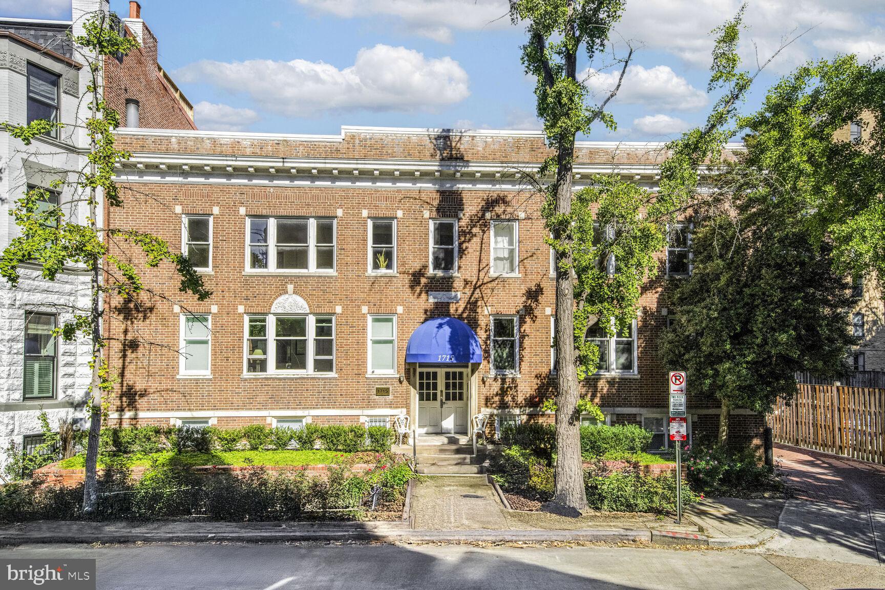1715 Swann St NW #5