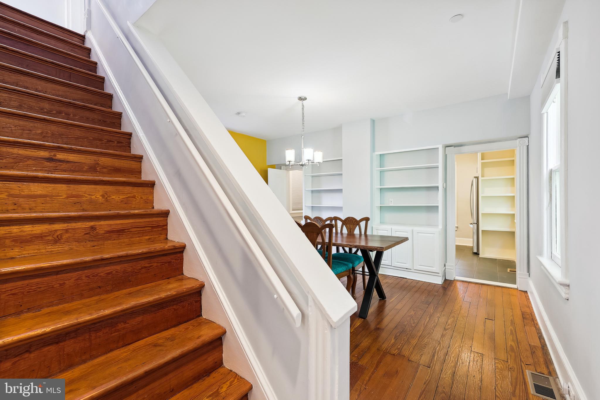 4439 ALTON PLACE NW