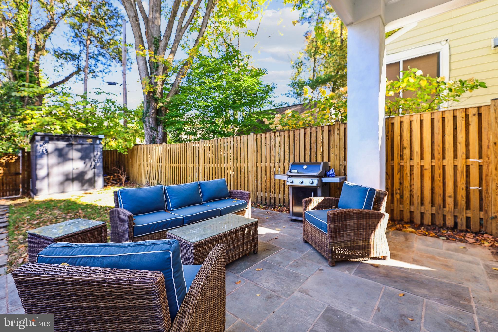 4439 ALTON PLACE NW