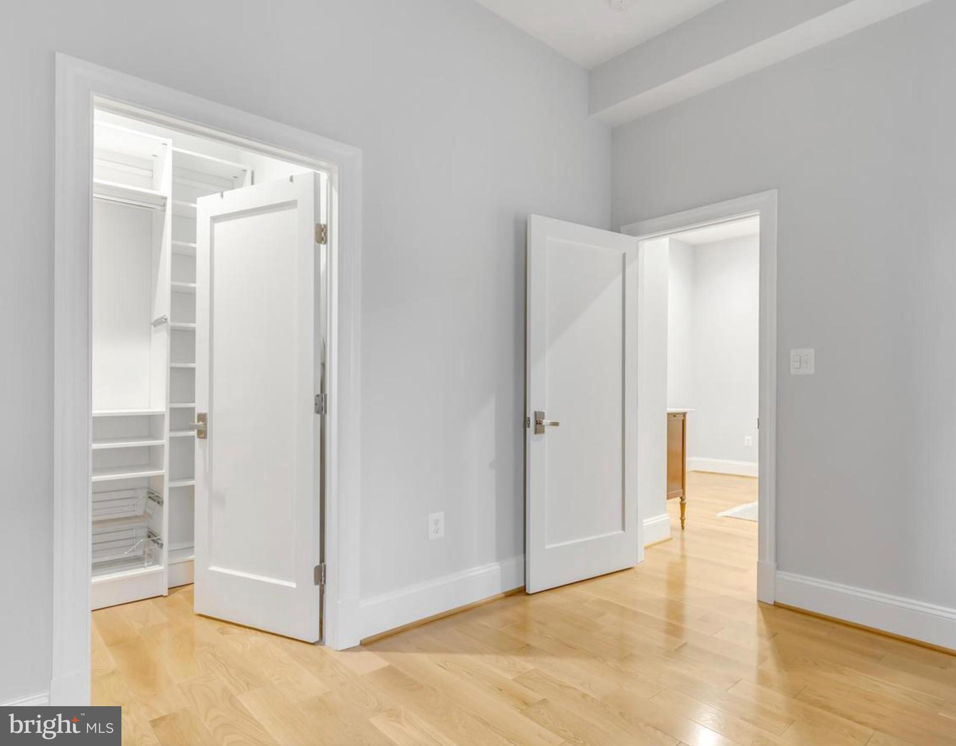 819 D St NE #27