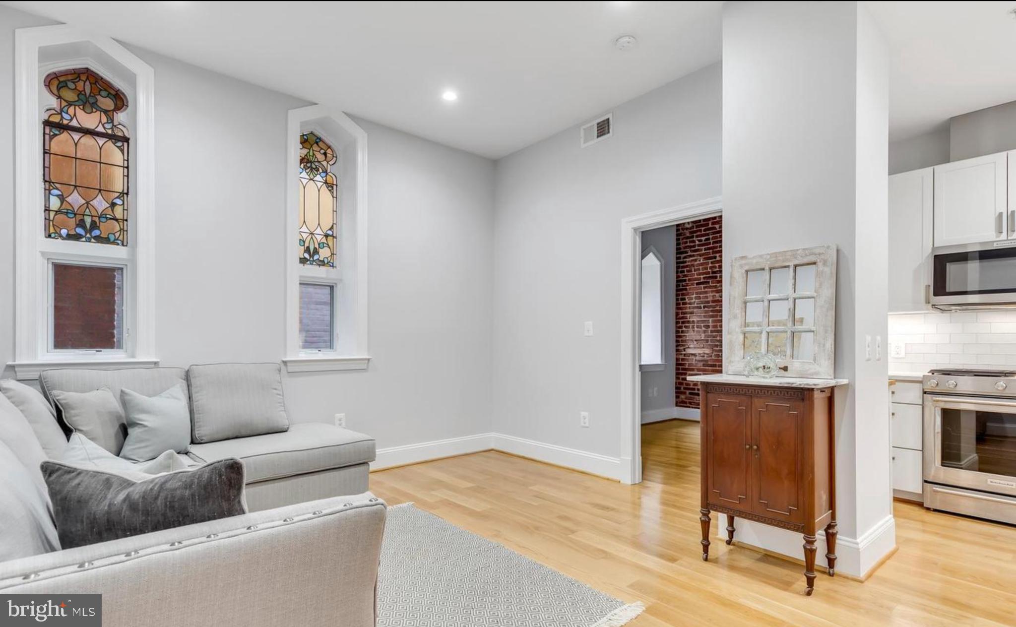 819 D St NE #27