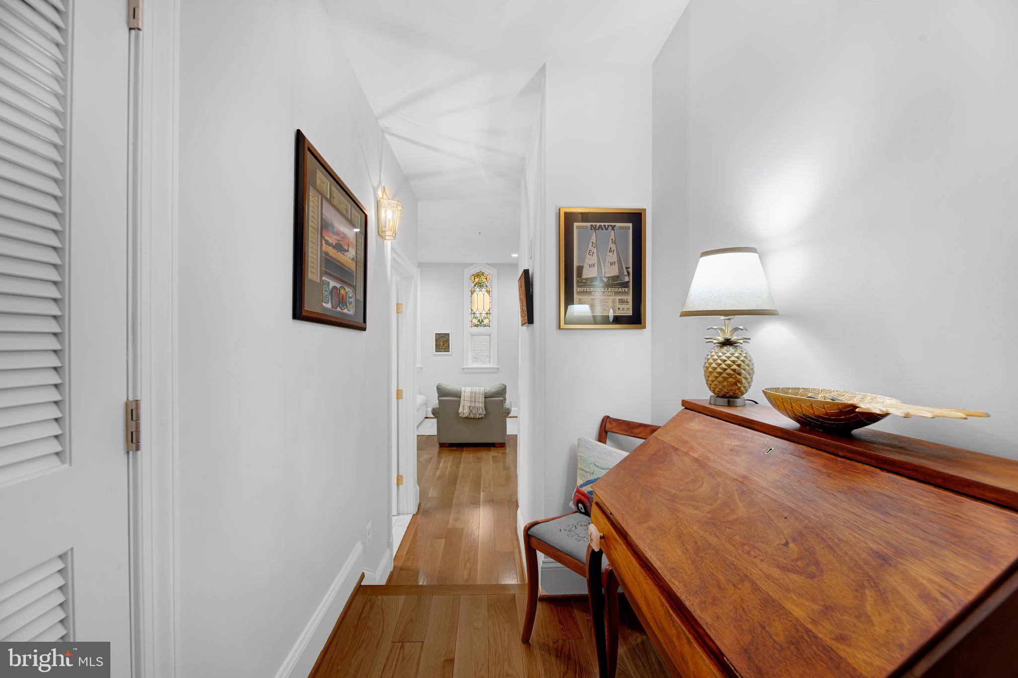 819 D St NE #27