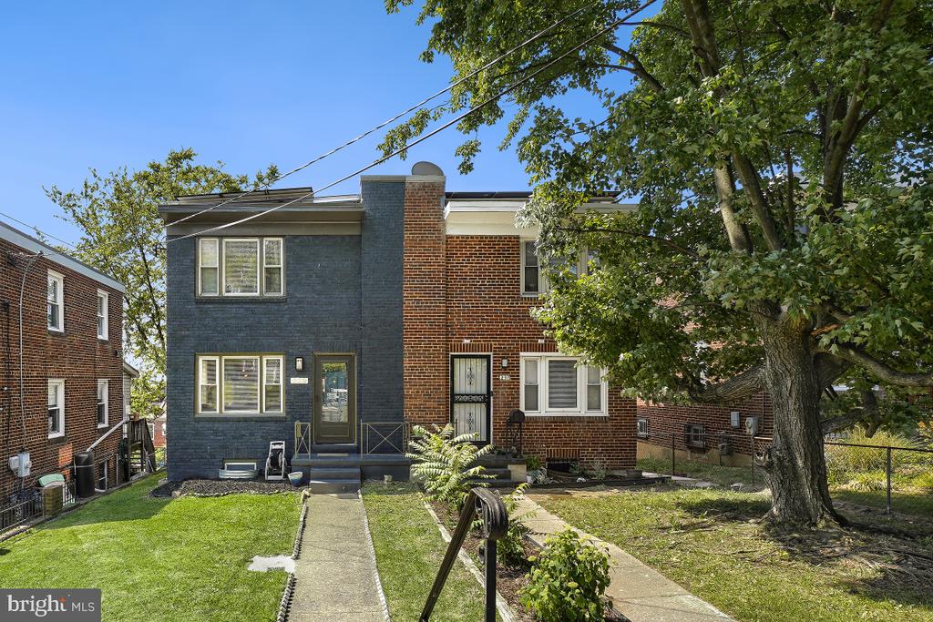 239 OGLETHORPE ST NE