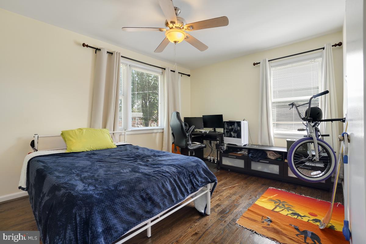 239 OGLETHORPE ST NE
