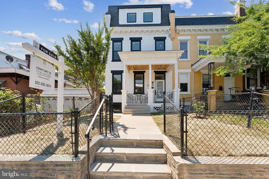 414 Luray Pl NW #1