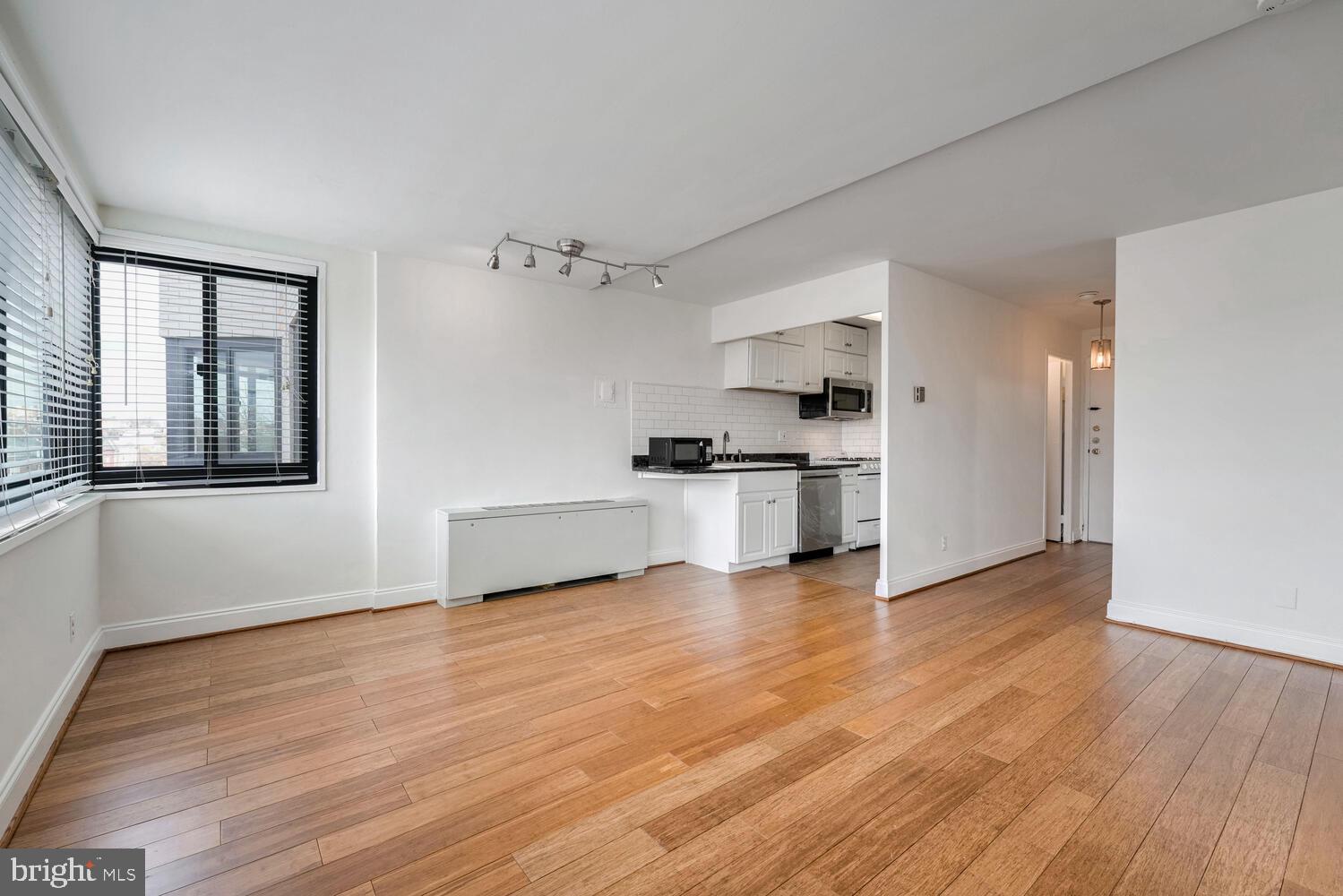 1601 18th St NW #718