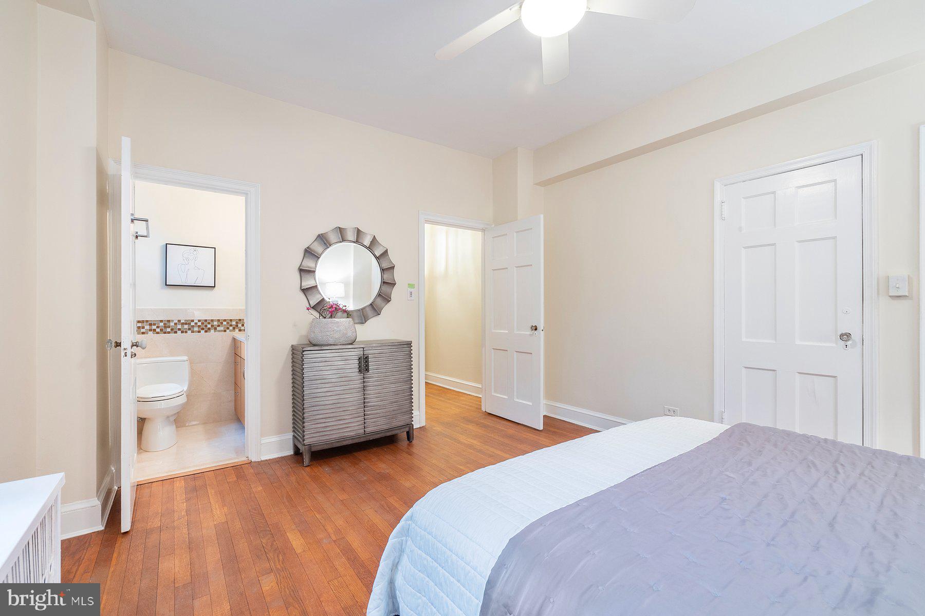 3041 Sedgwick St NW #102d