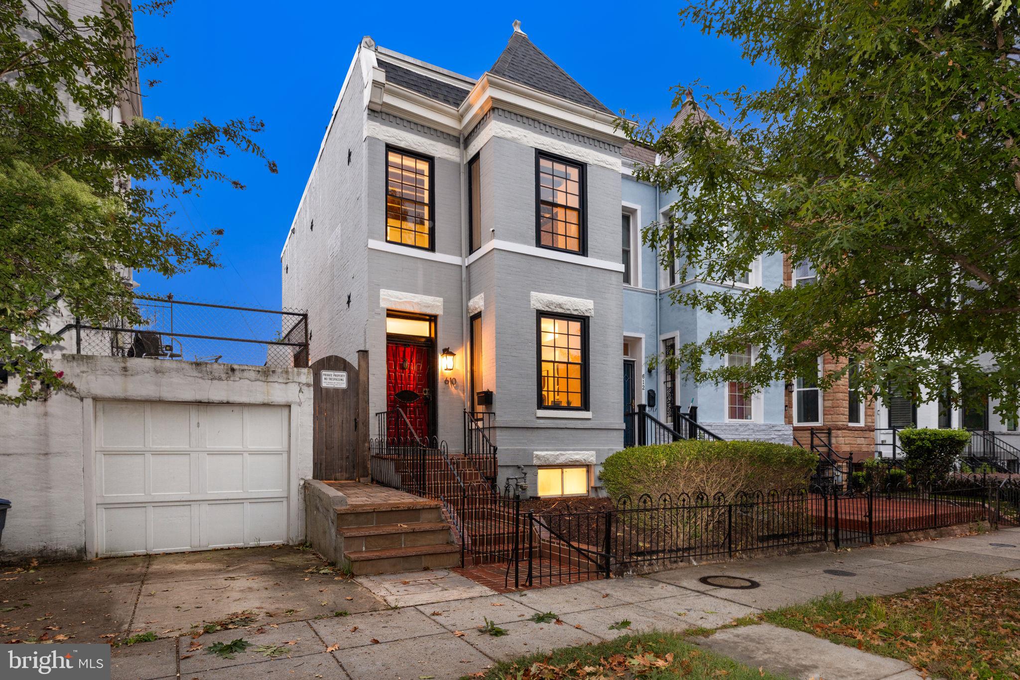610 14th St NE