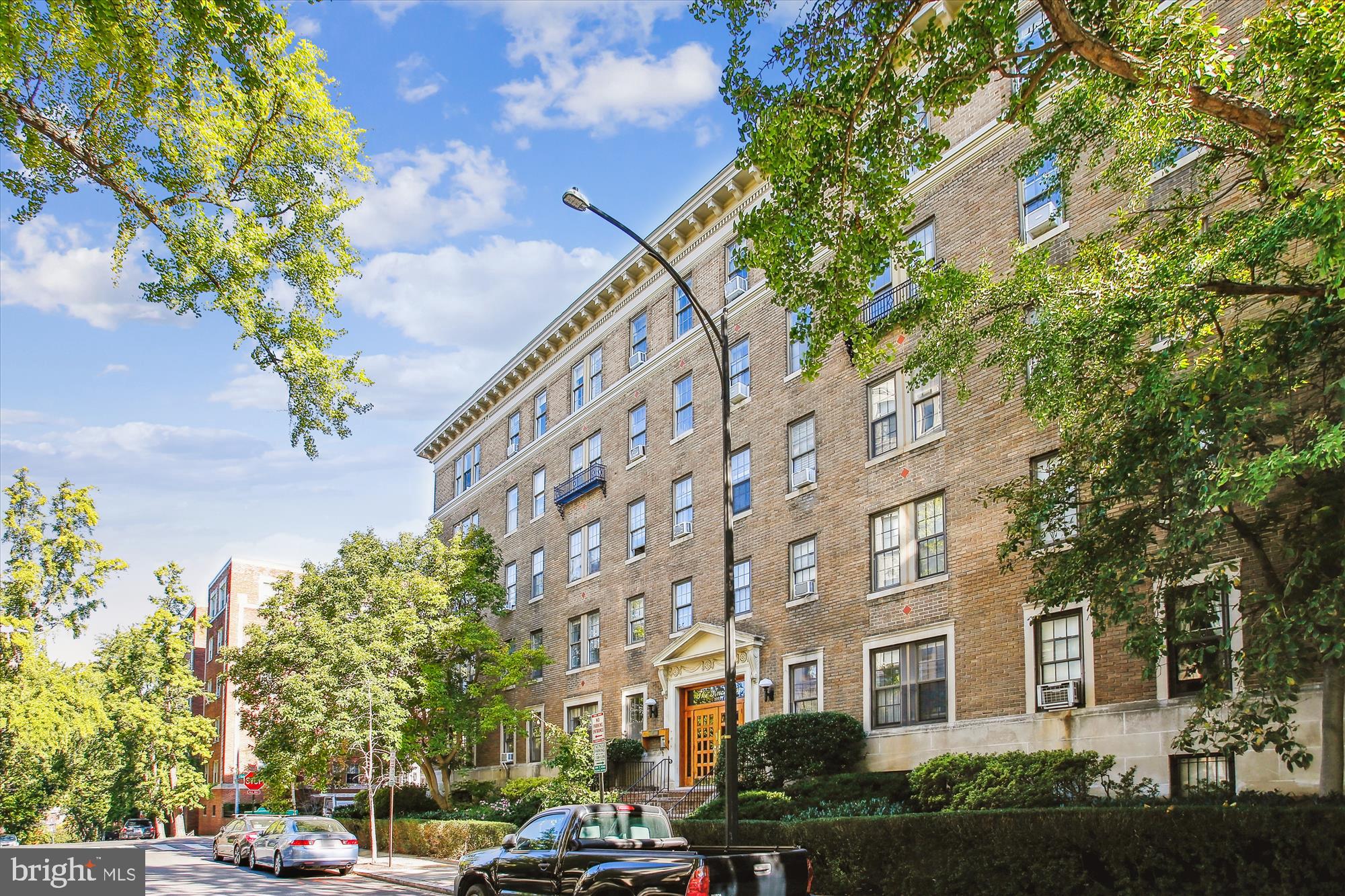 2227 20TH STREET NW 506