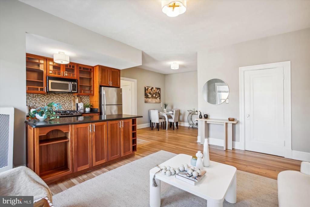 2227 20TH STREET NW 506
