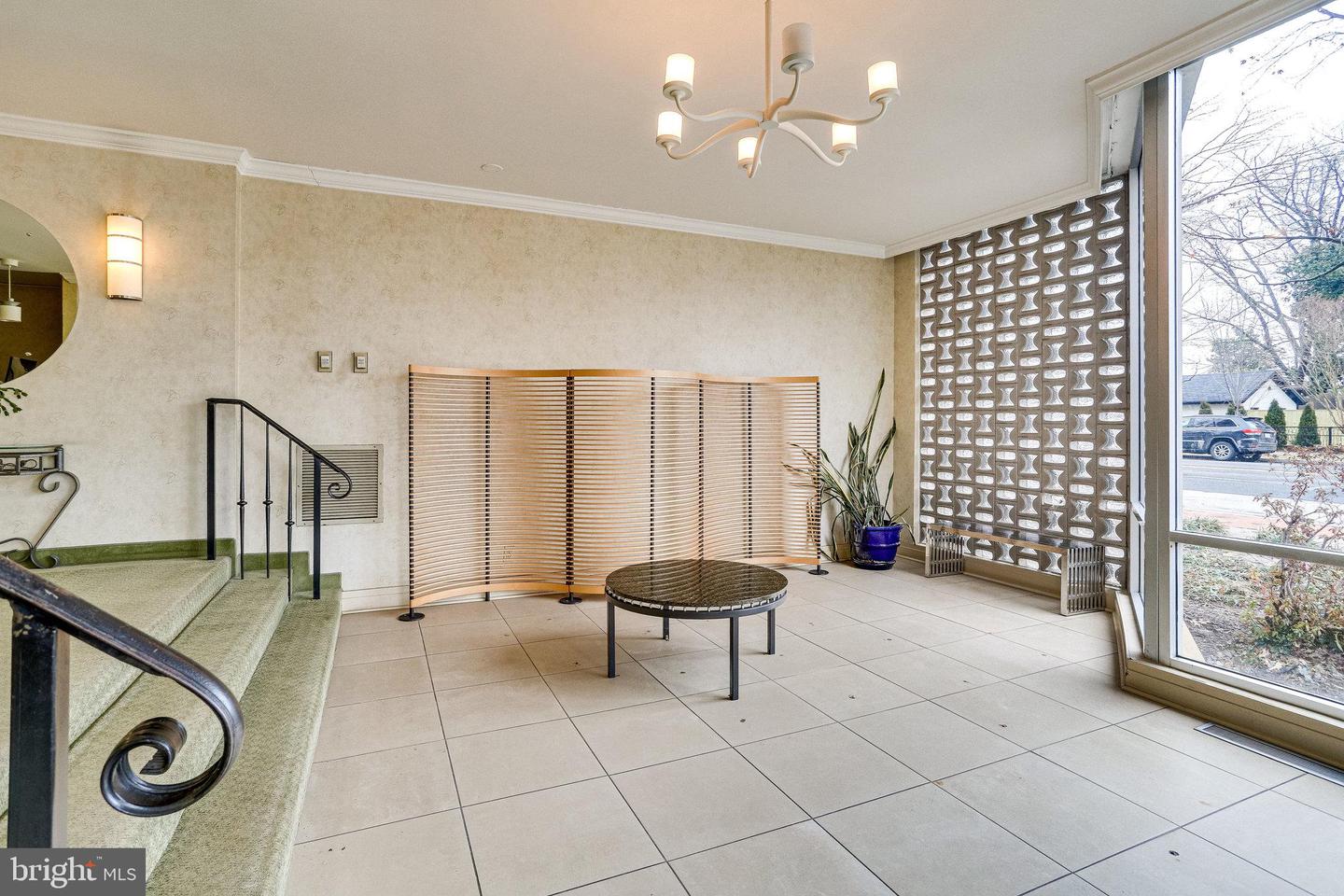 2800 Wisconsin Ave NW #602