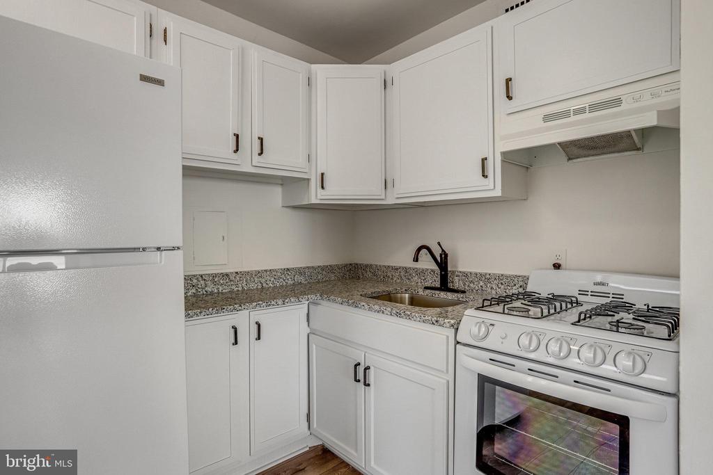 2800 Wisconsin Ave NW #602