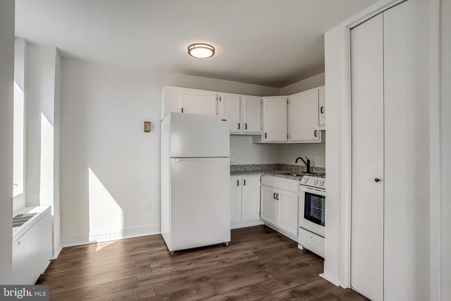 2800 Wisconsin Ave NW #602