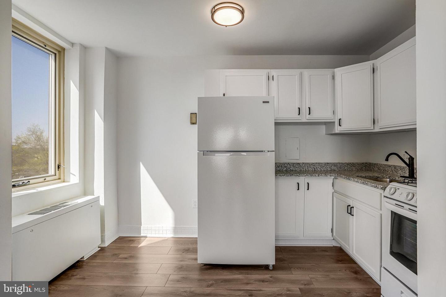 2800 Wisconsin Ave NW #602