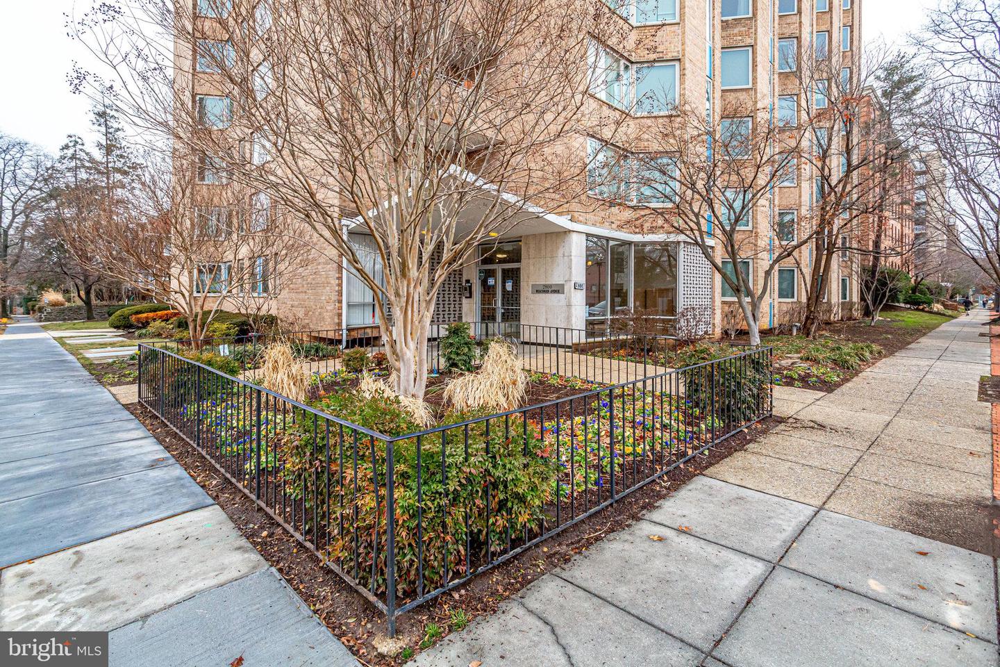 2800 Wisconsin Ave NW #602