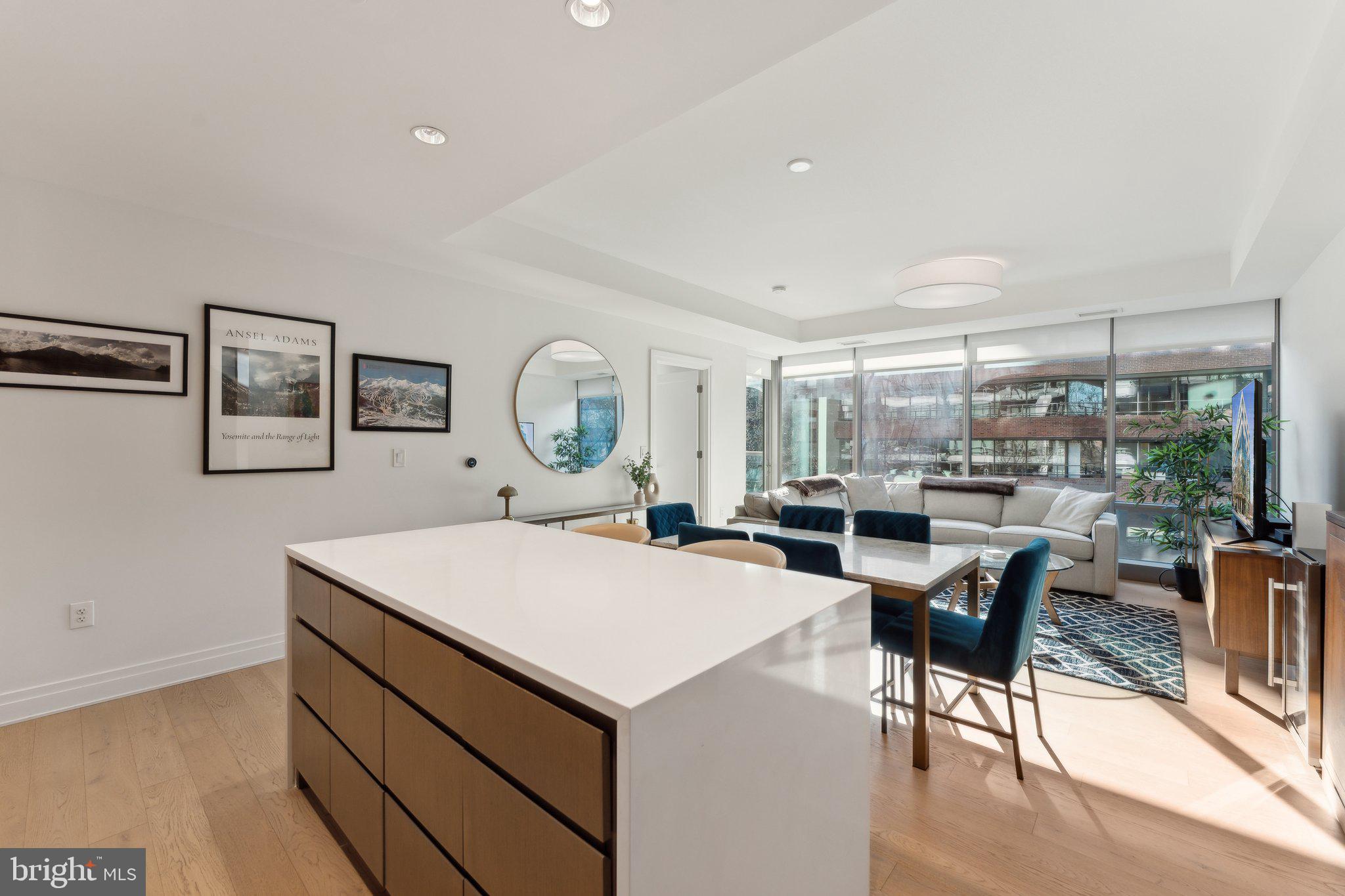 2501 M St NW #207