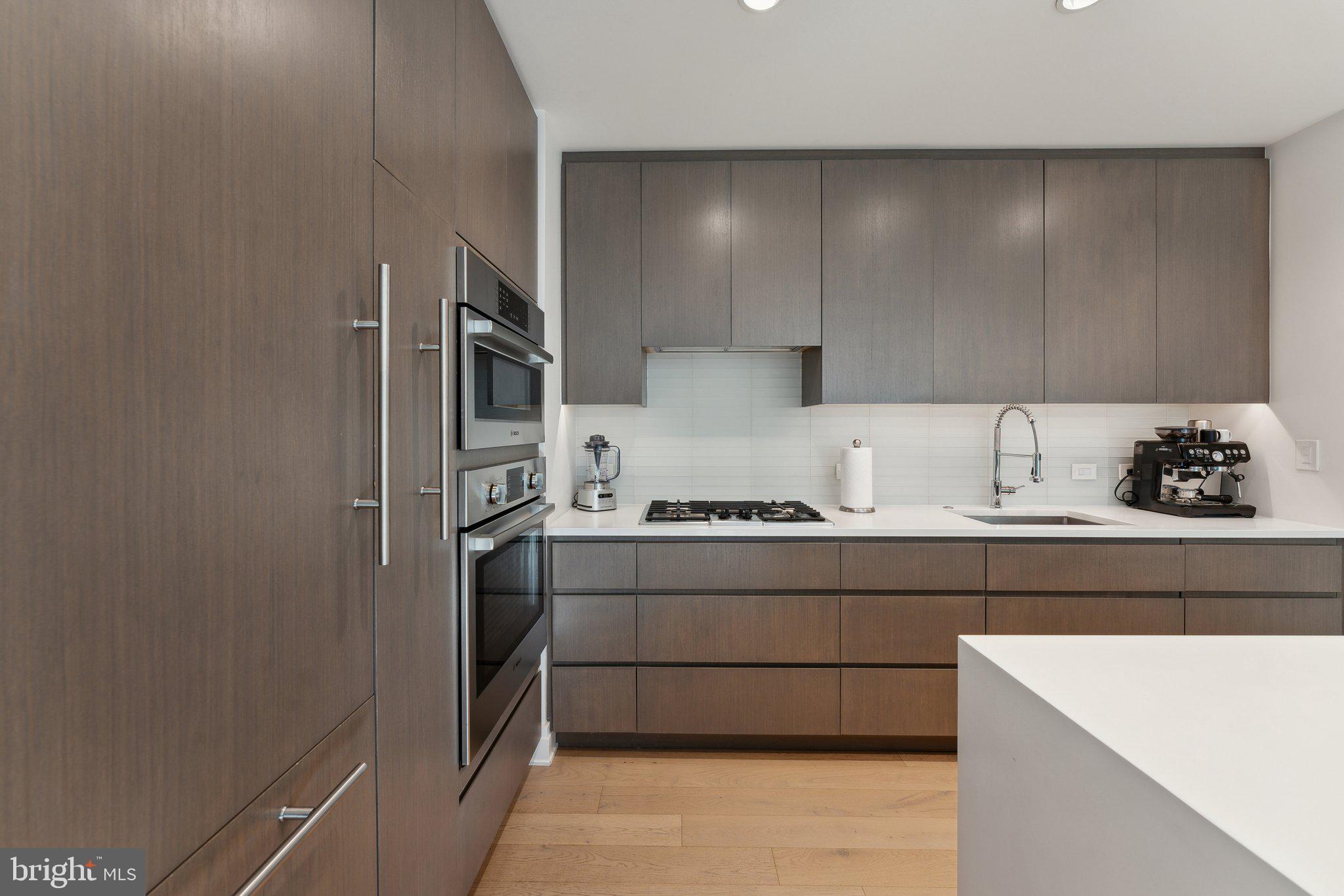 2501 M St NW #207