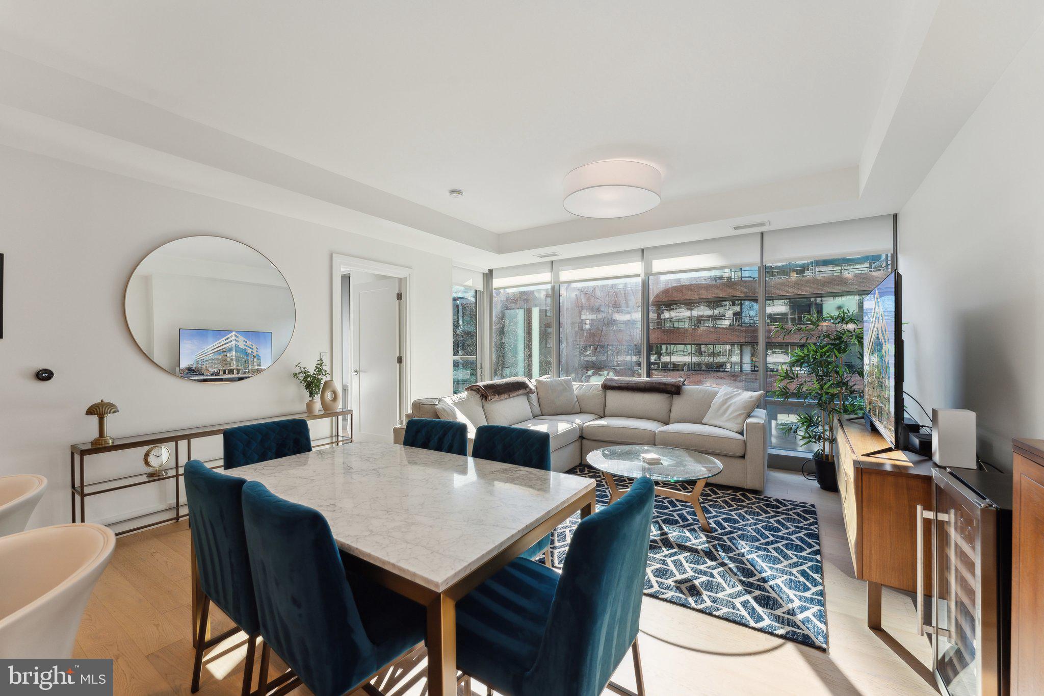 2501 M St NW #207